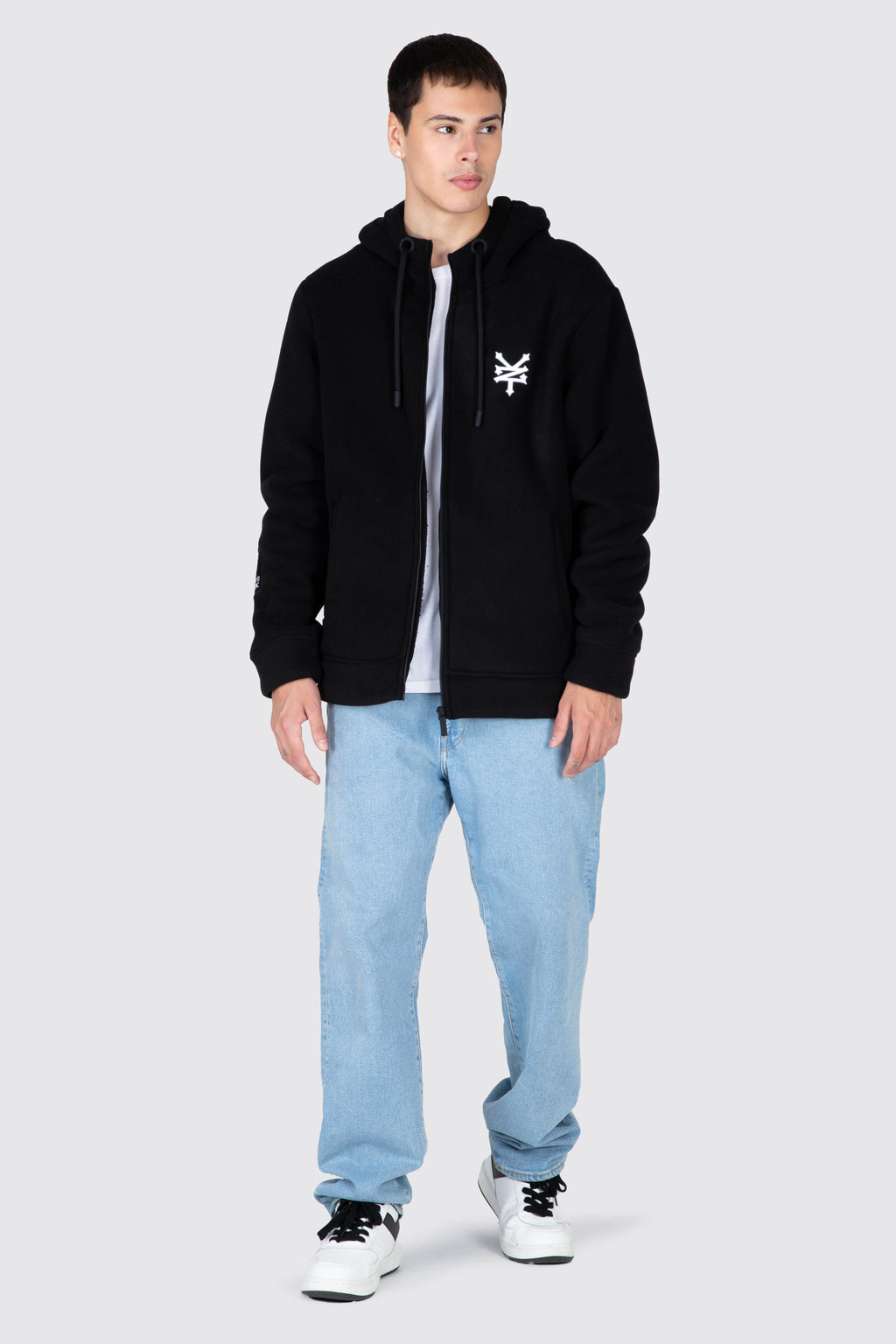 Poleron Zip Polar Stencil Negro Zoo York