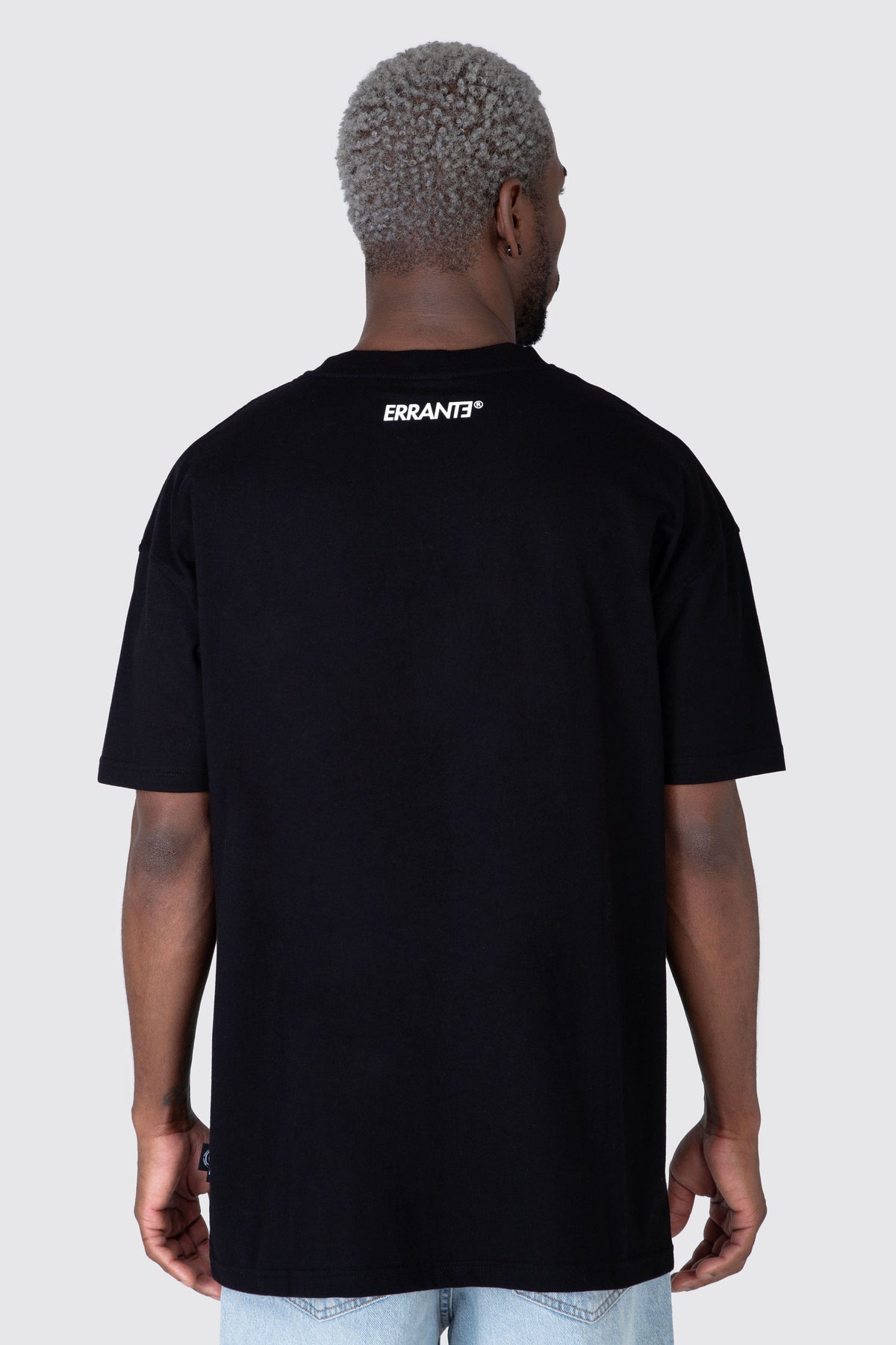 Polera M/C Boxy Negro ERRANTE 