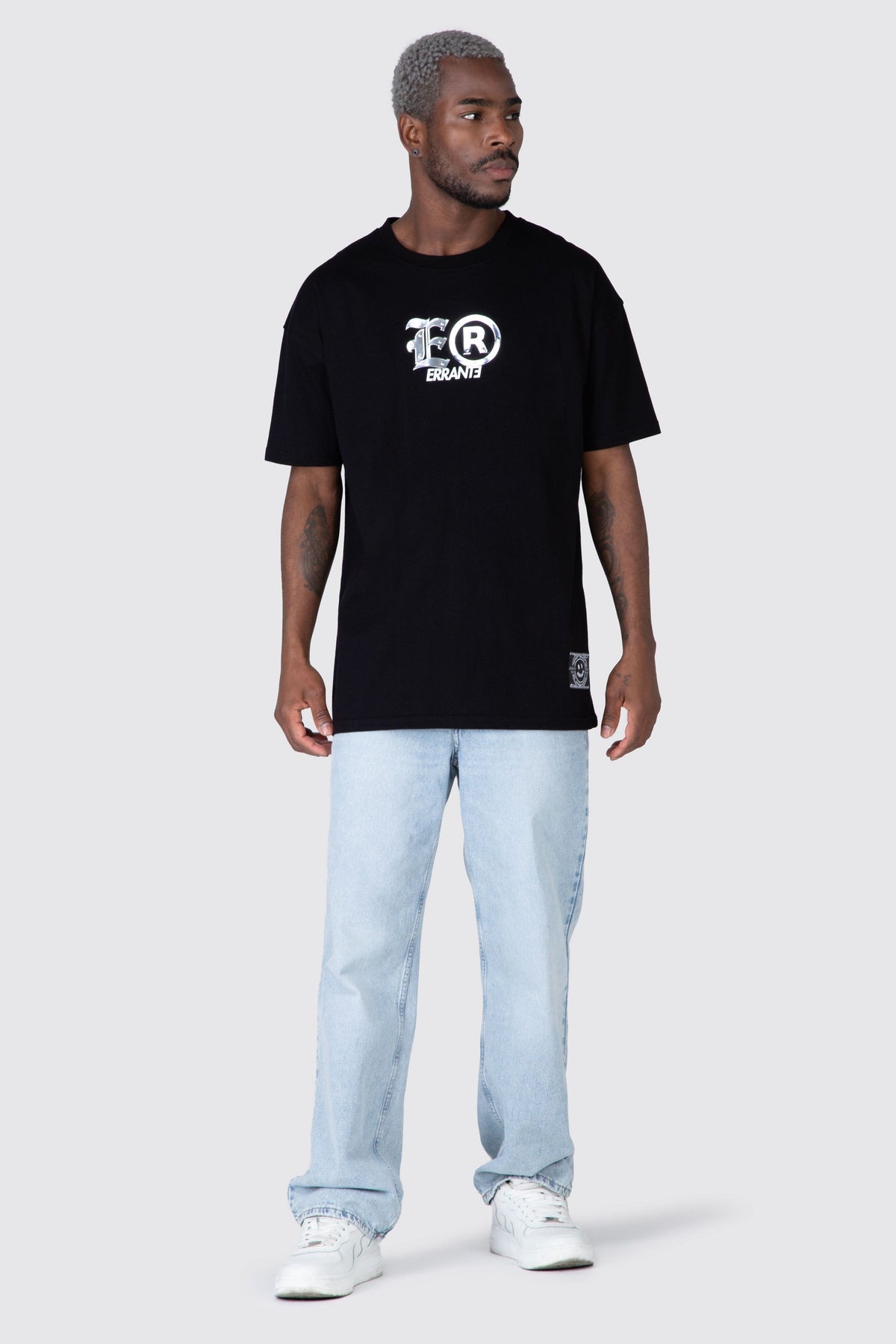 Polera M/C Metallik Negro ERRANTE 