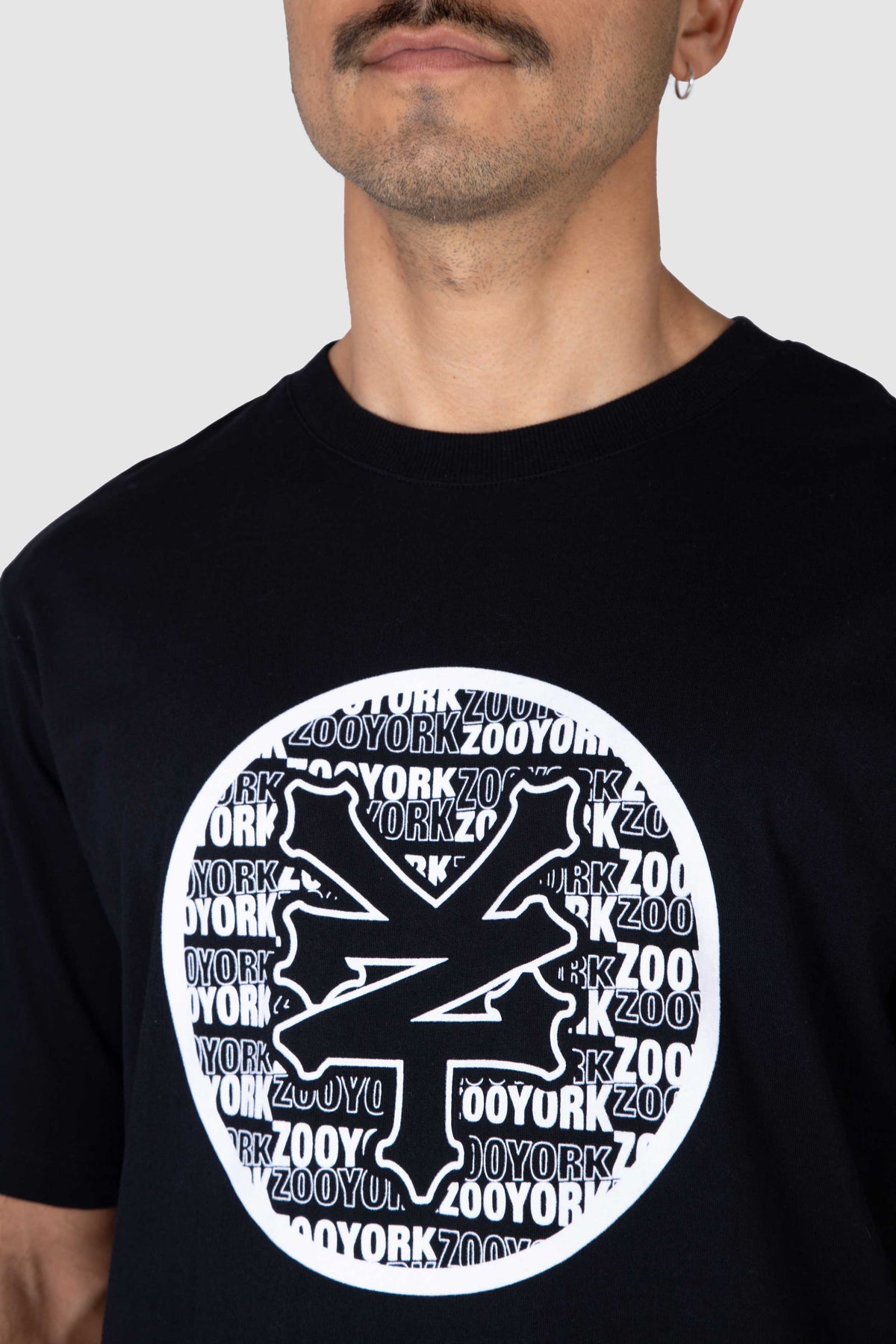 Polera M/C Emerging Negro Zoo York 