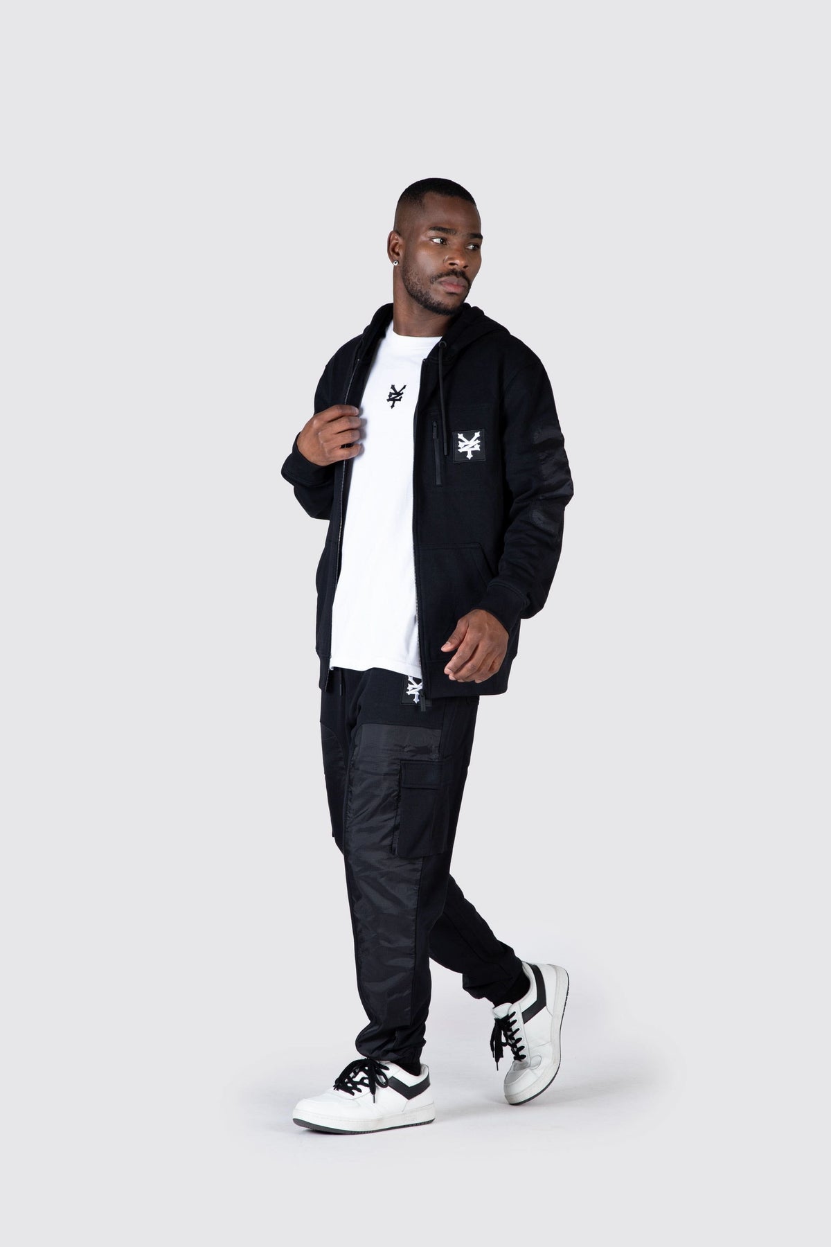 Poleron Zip Distinct Negro Zoo York