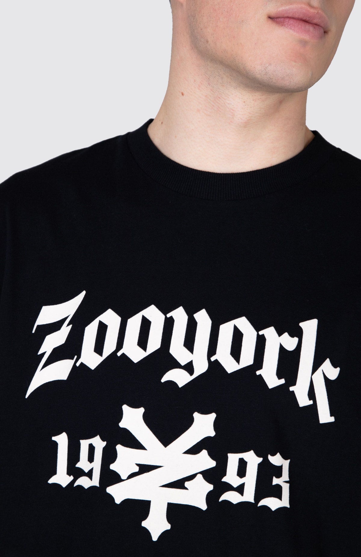Polera M/C Gothic Negro Zoo York