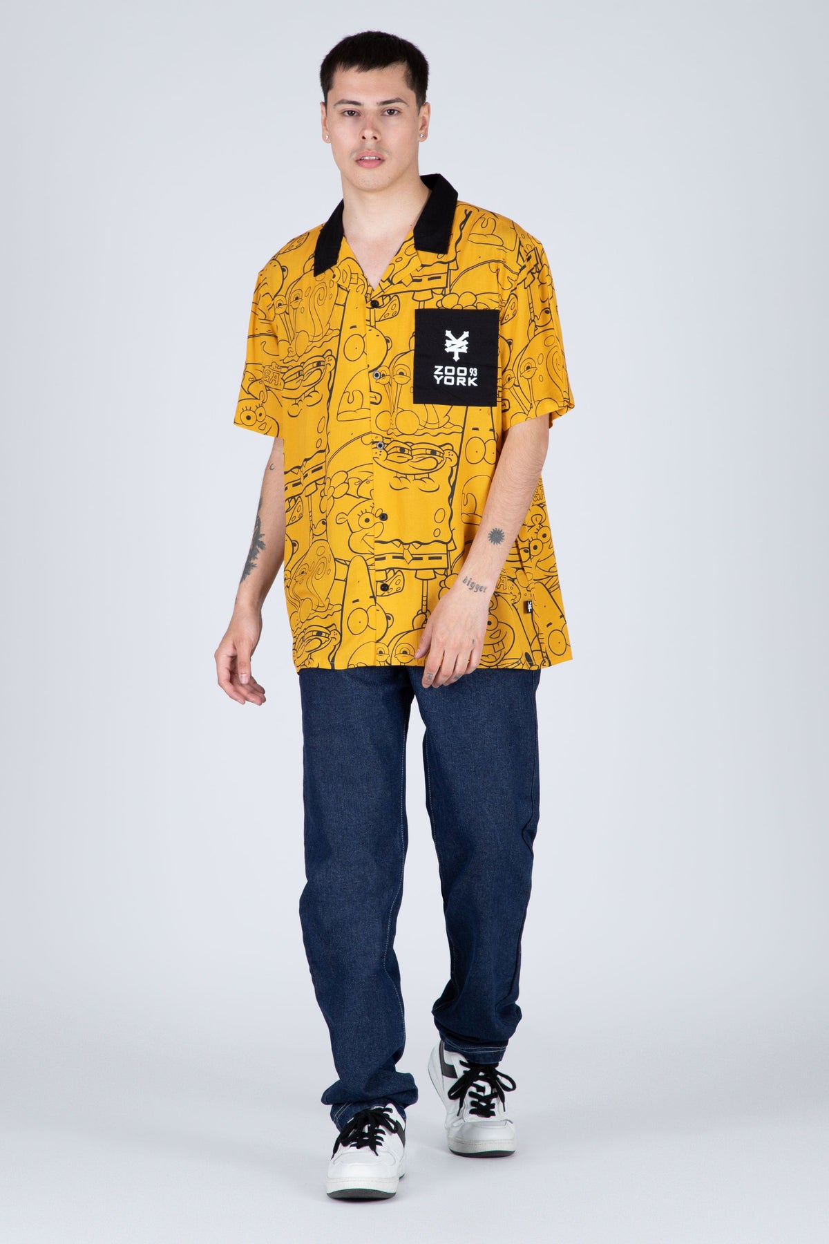 Camisa M/C Bob Esponja Bikini Bottom Mostaza Zoo York