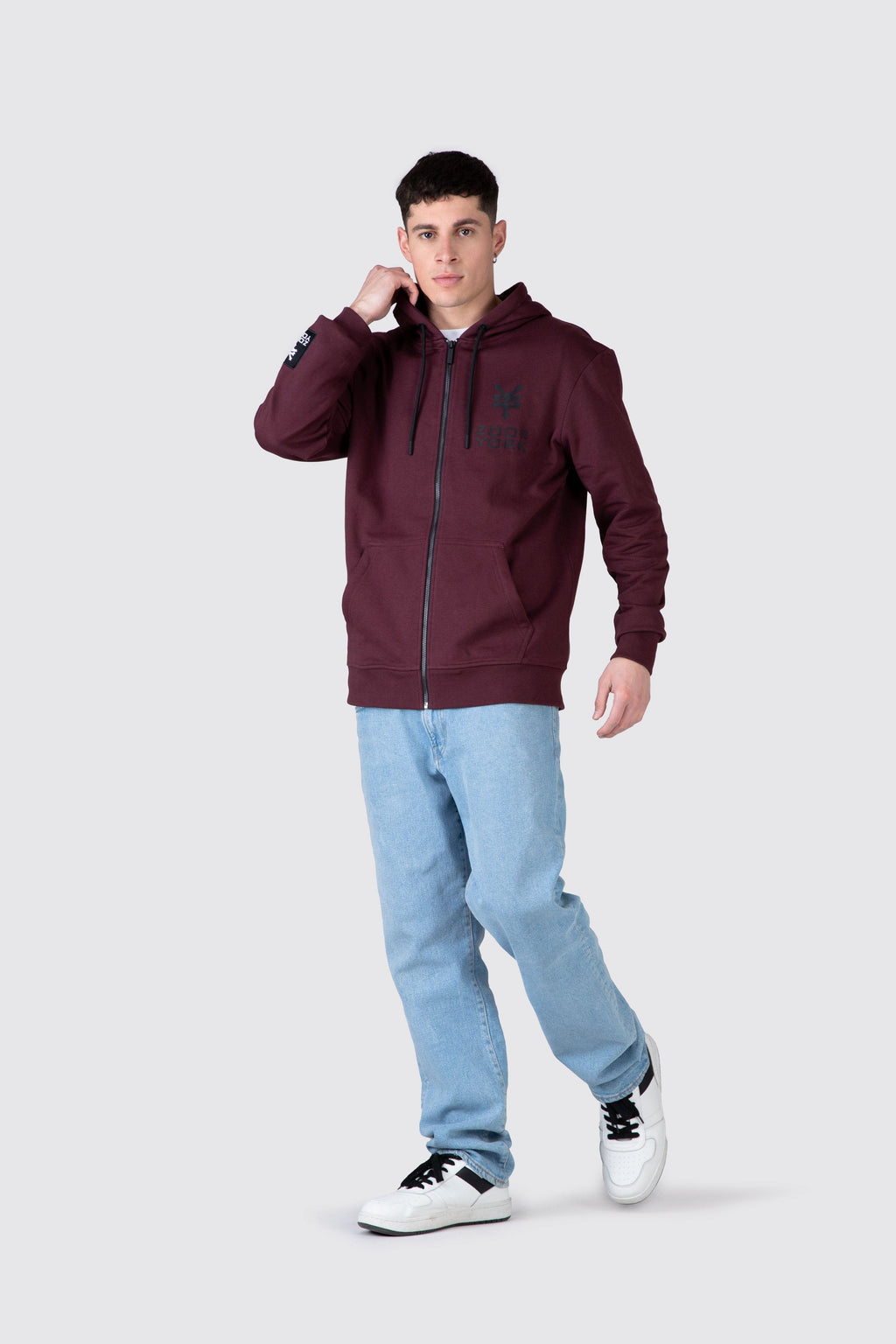 Poleron Zip Initial Burdeo Zoo York