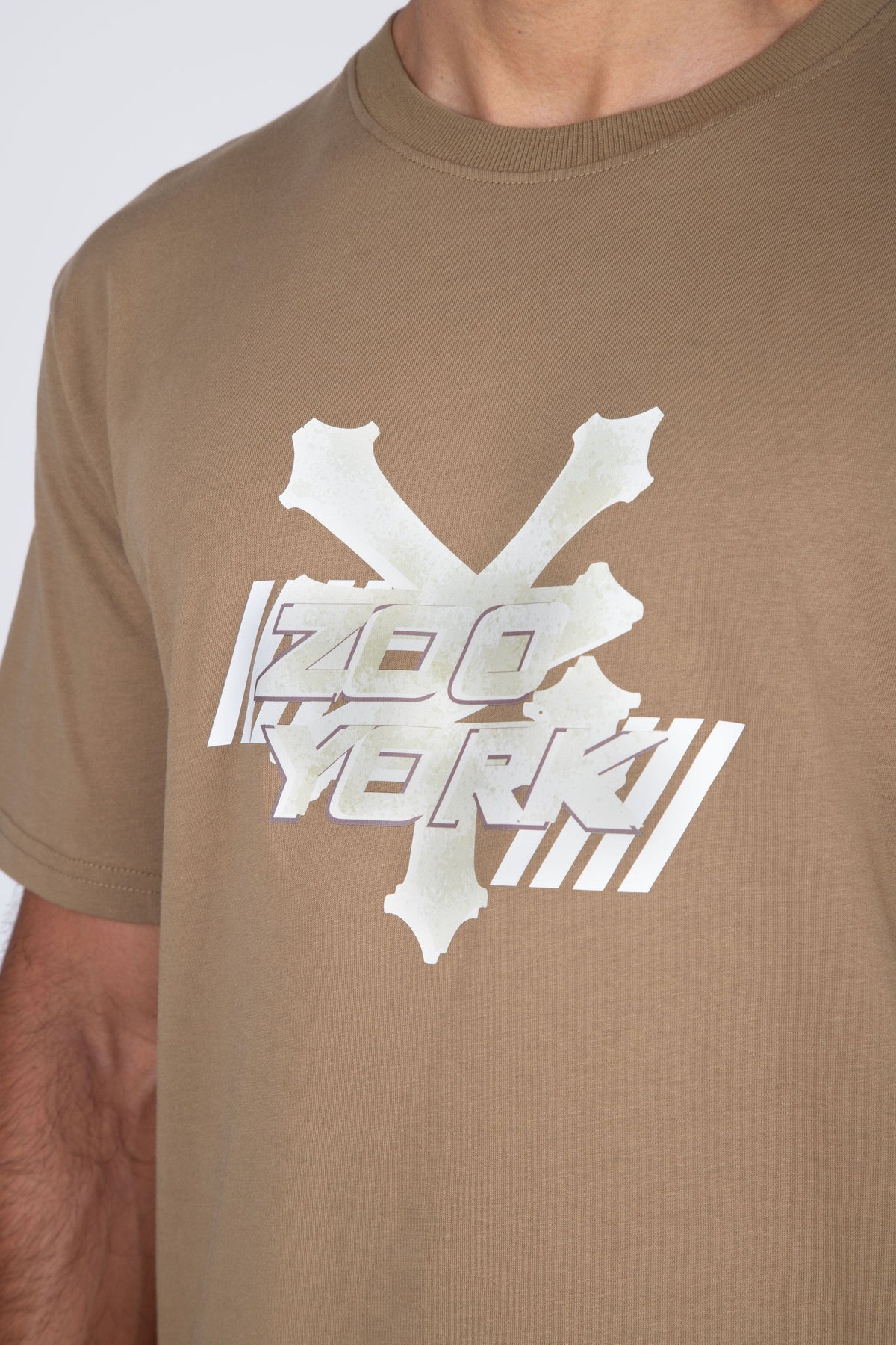 Polera M/C Spray Beige Zoo York