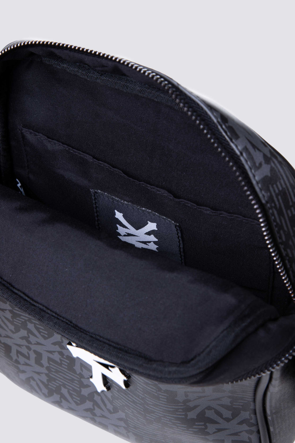 Bolso Crossbody Ideal Negro Zoo York