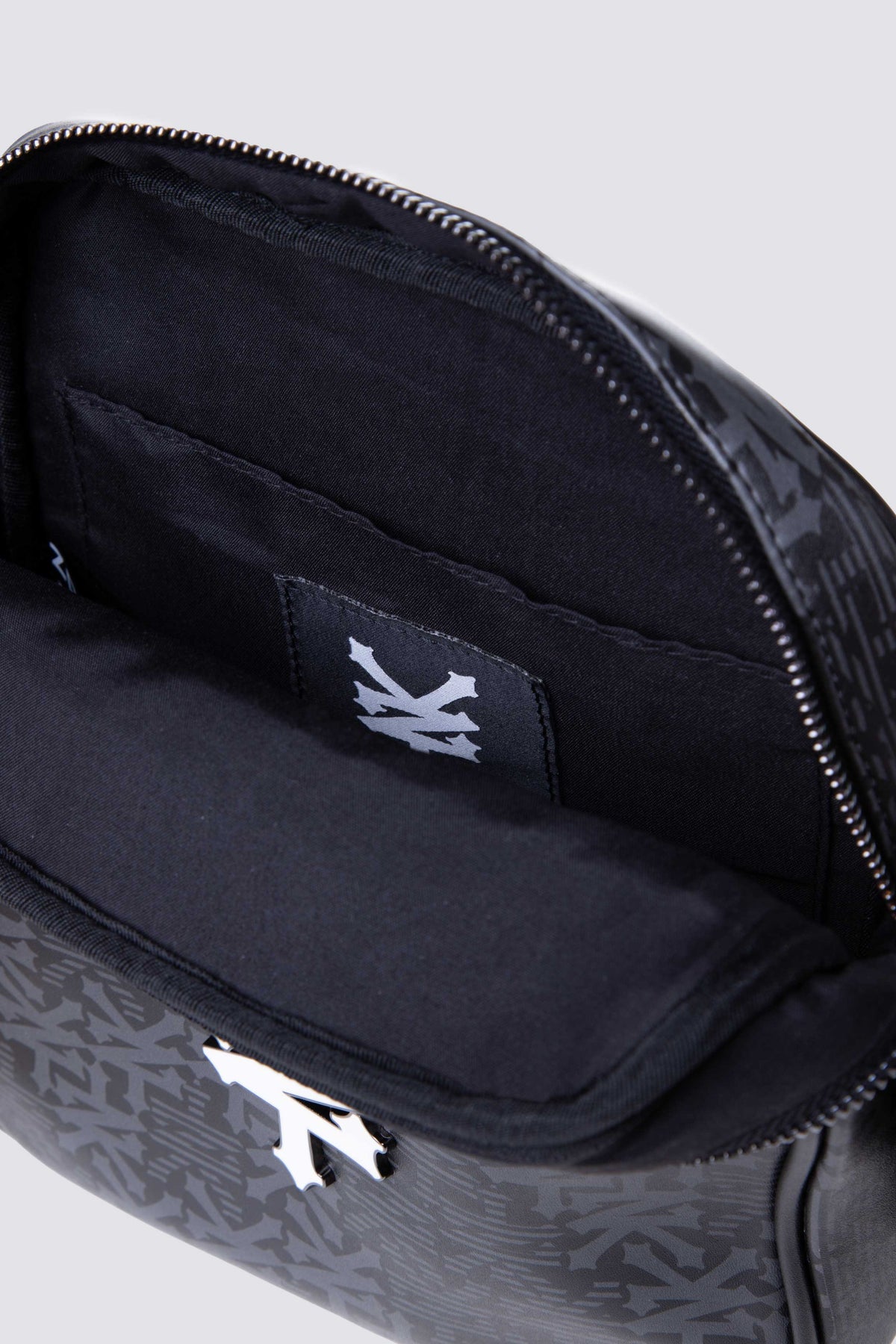Bolso Crossbody Ideal Negro Zoo York