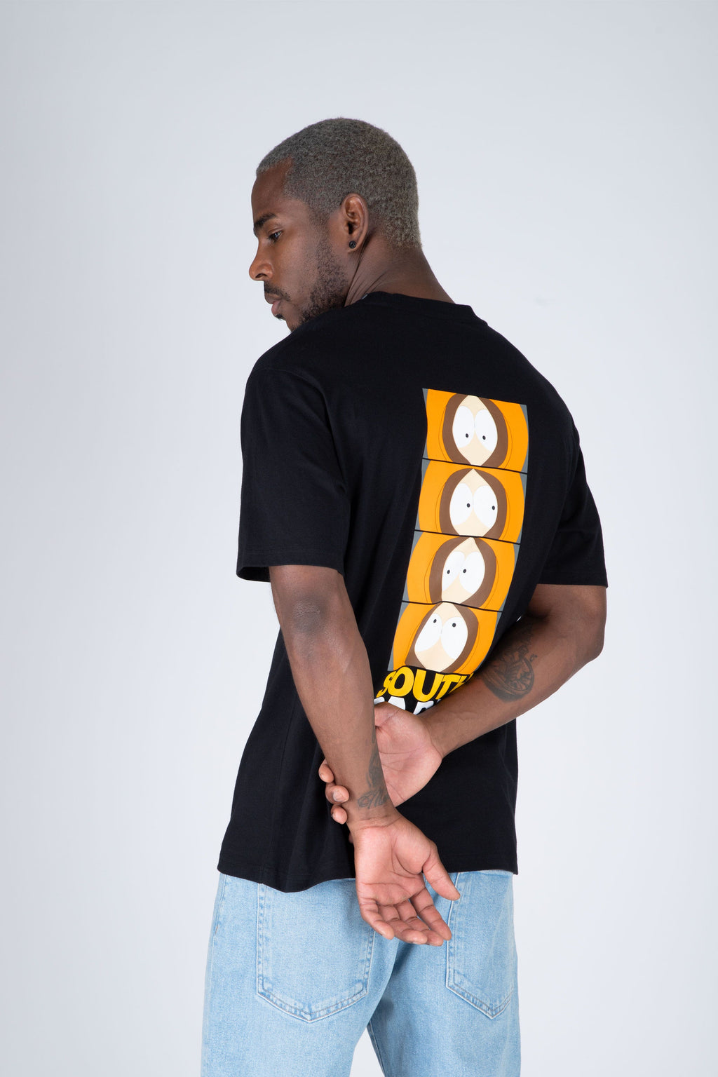 Polera Manga Corta Kenny South Park Courage Cap Negro Zoo York