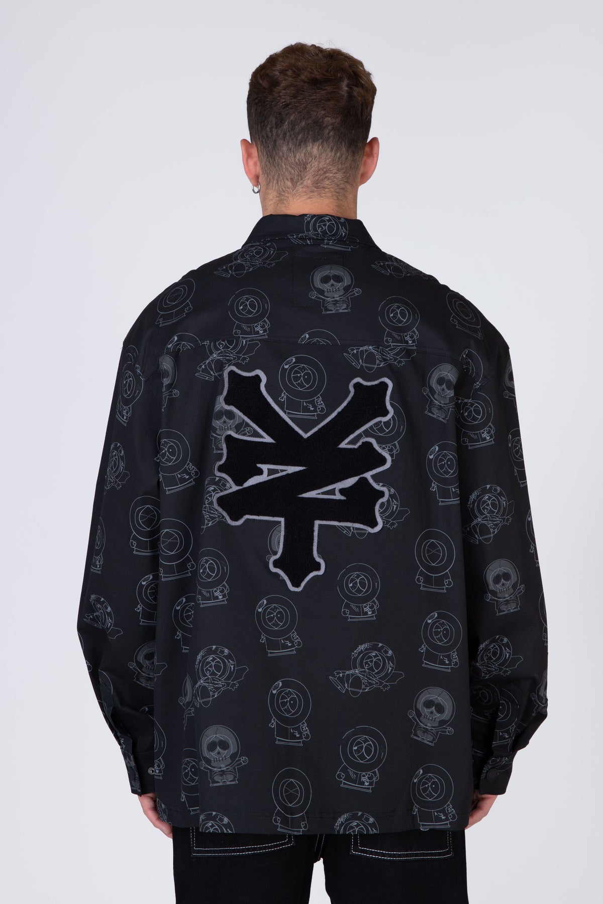 Camisa M/L Kenny South Park Overalls Negro Zoo York