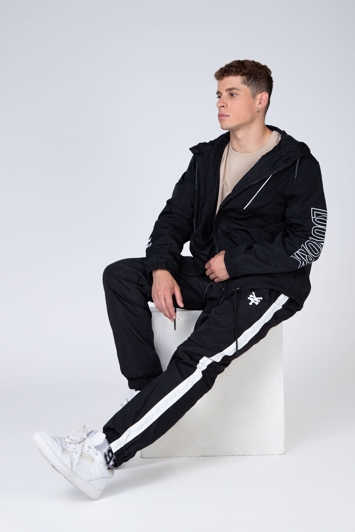 Pantalon Remark Negro Zoo York