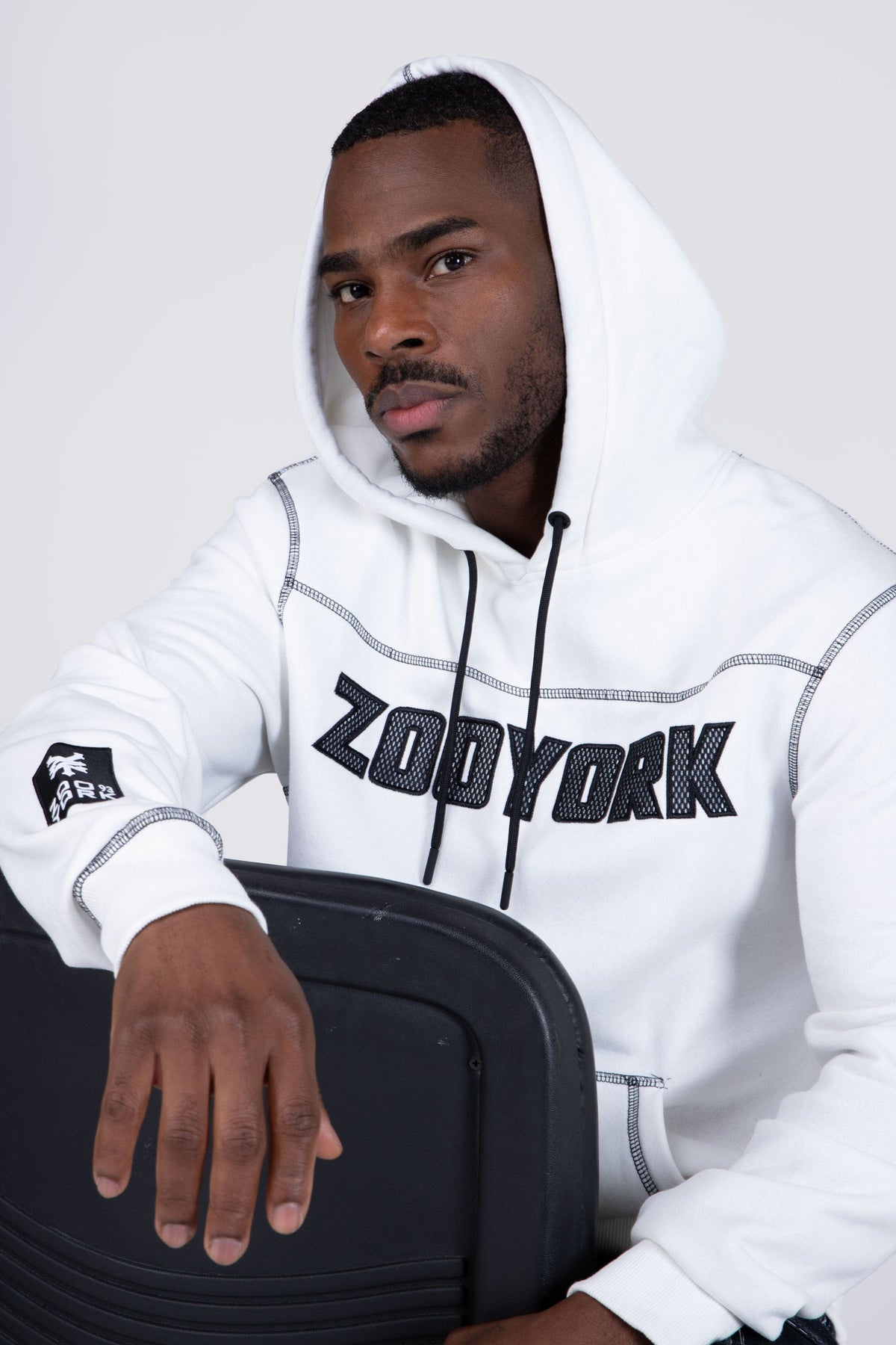 Poleron Hood Service Blanco Zoo York