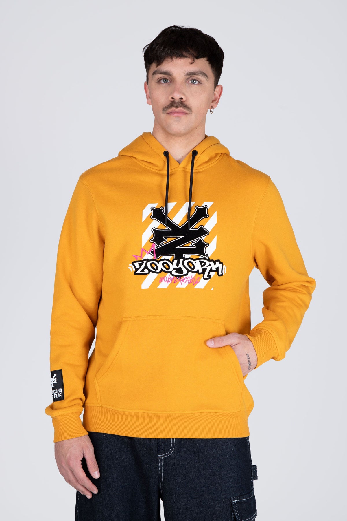 Poleron Hood Maybe Mostaza Zoo York