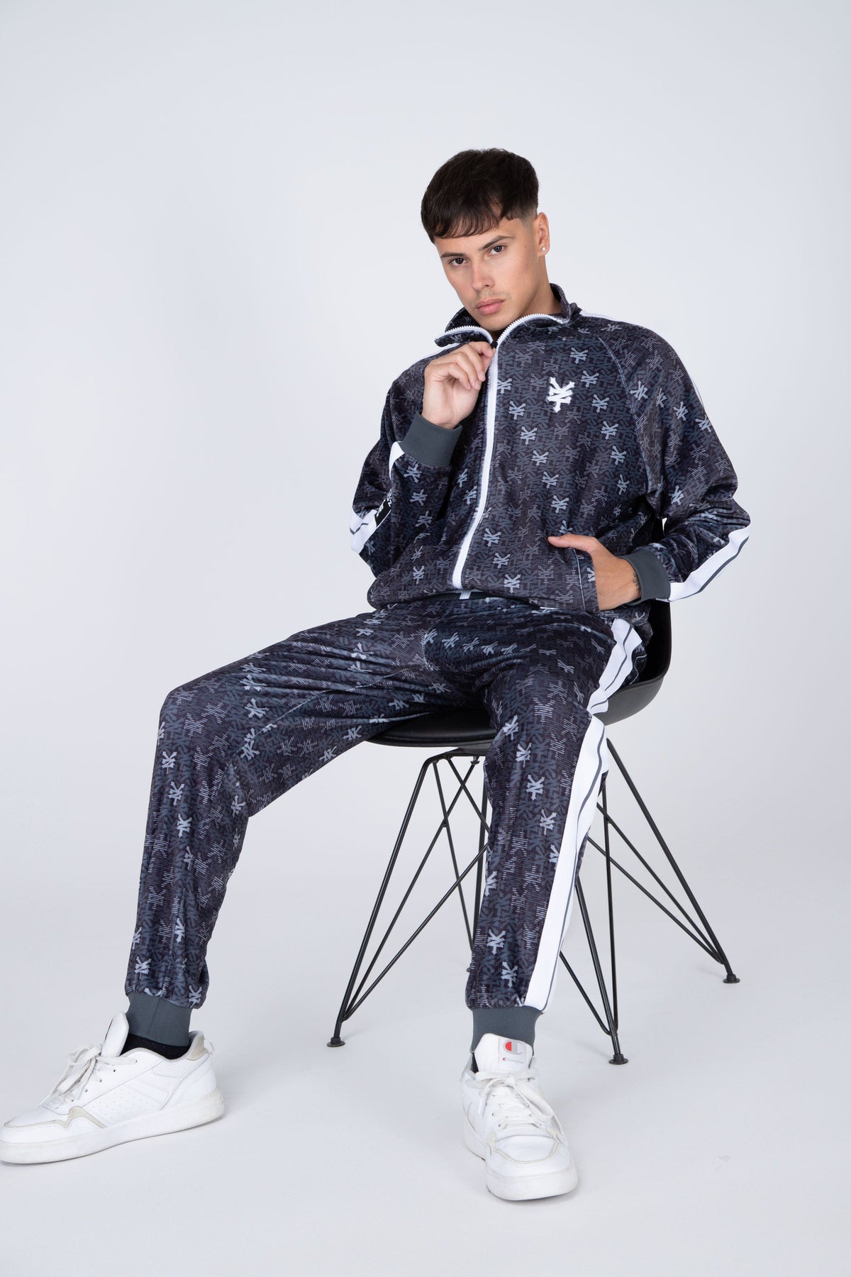 Jogger Comfy New Era Negro Zoo York