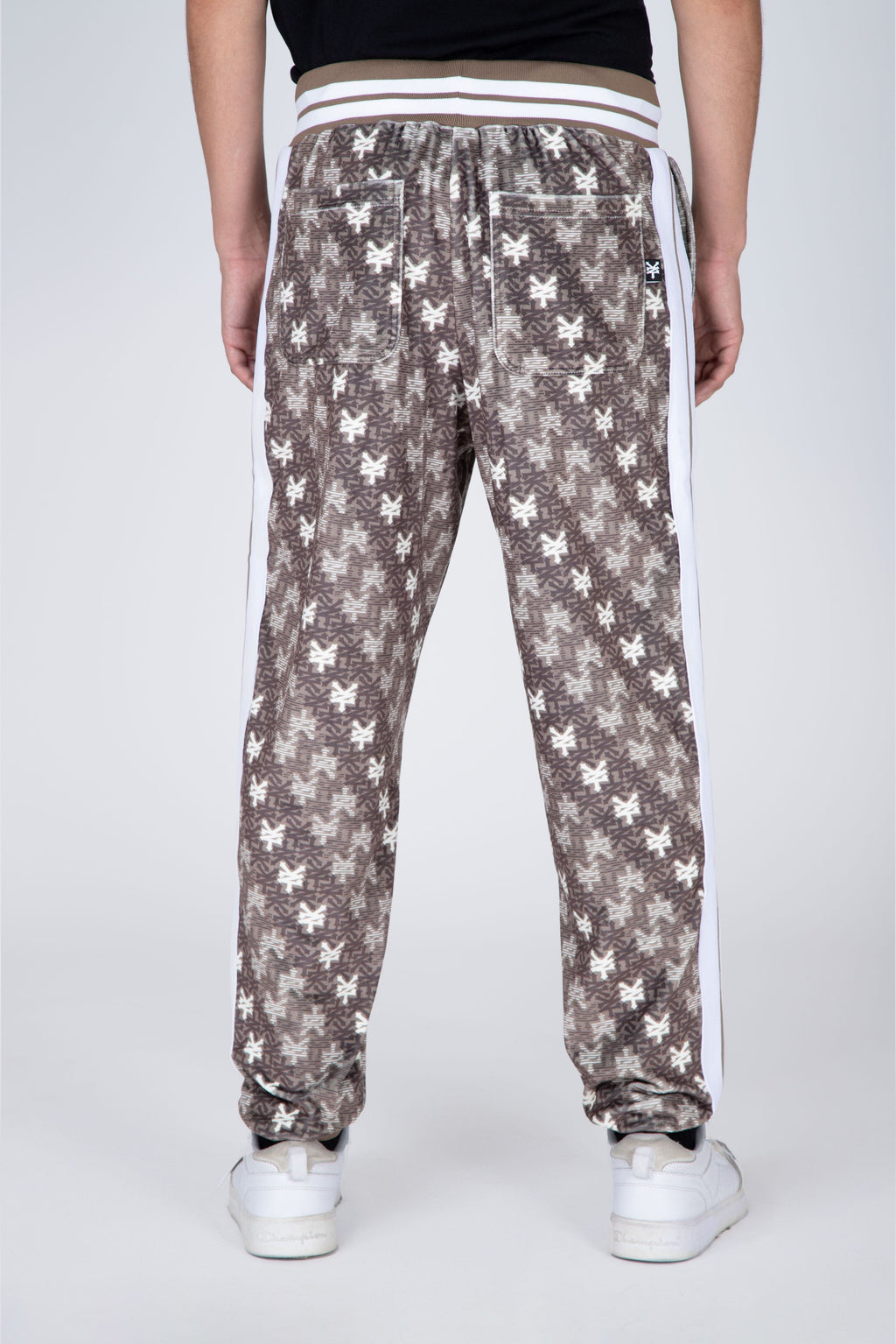 Jogger Comfy New Era Beige Zoo York