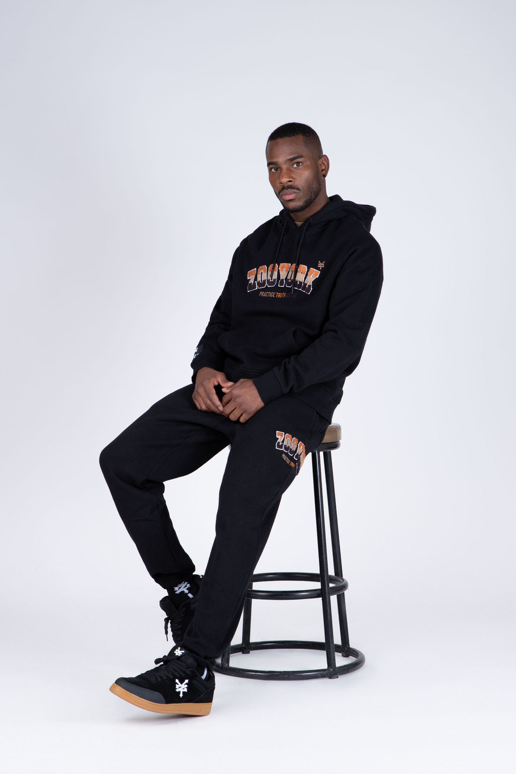 Jogger Comfy Academy Negro Zoo York