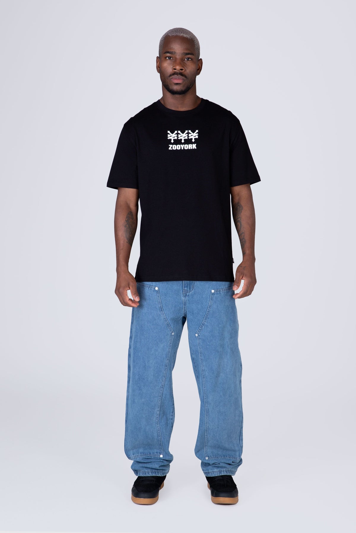 Polera Manga Corta Trilogy Negro Zoo York