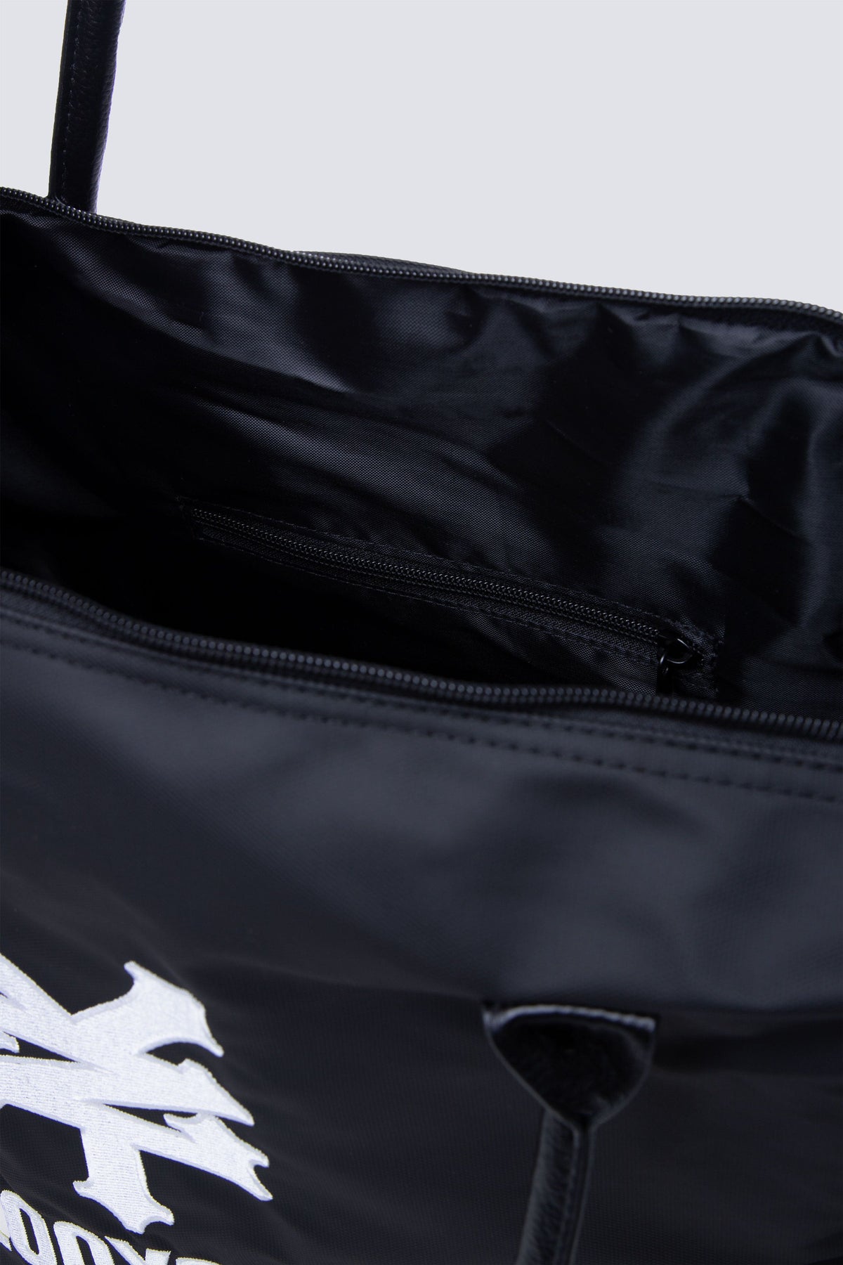 Bolso Background Negro Zoo York