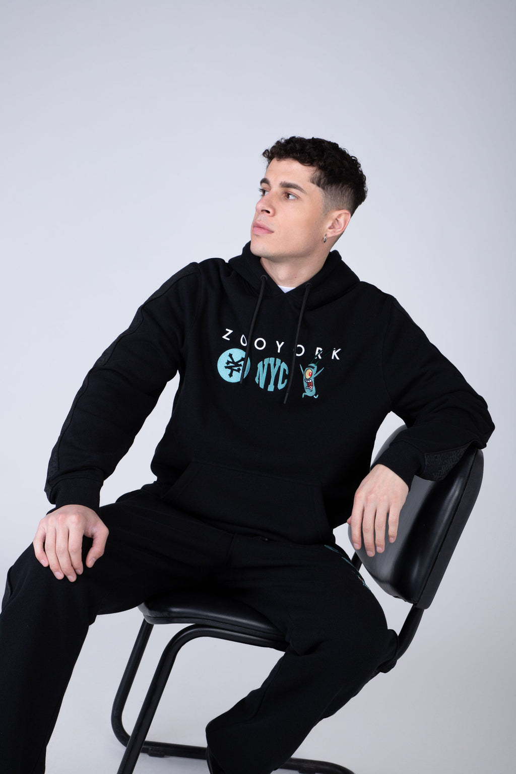 Poleron Hood Plankton Formula Thief Negro Zoo York