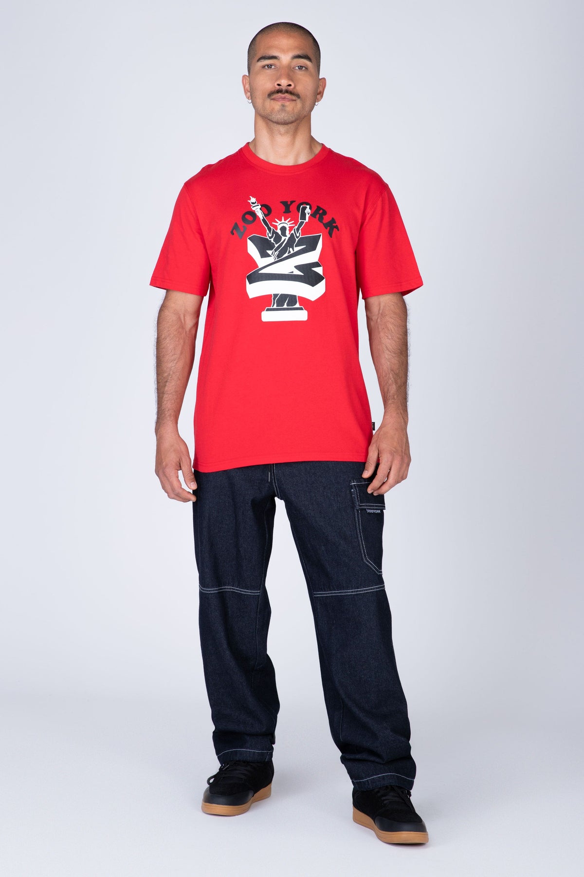 Polera Manga Corta Never Sleeps Rojo Zoo York