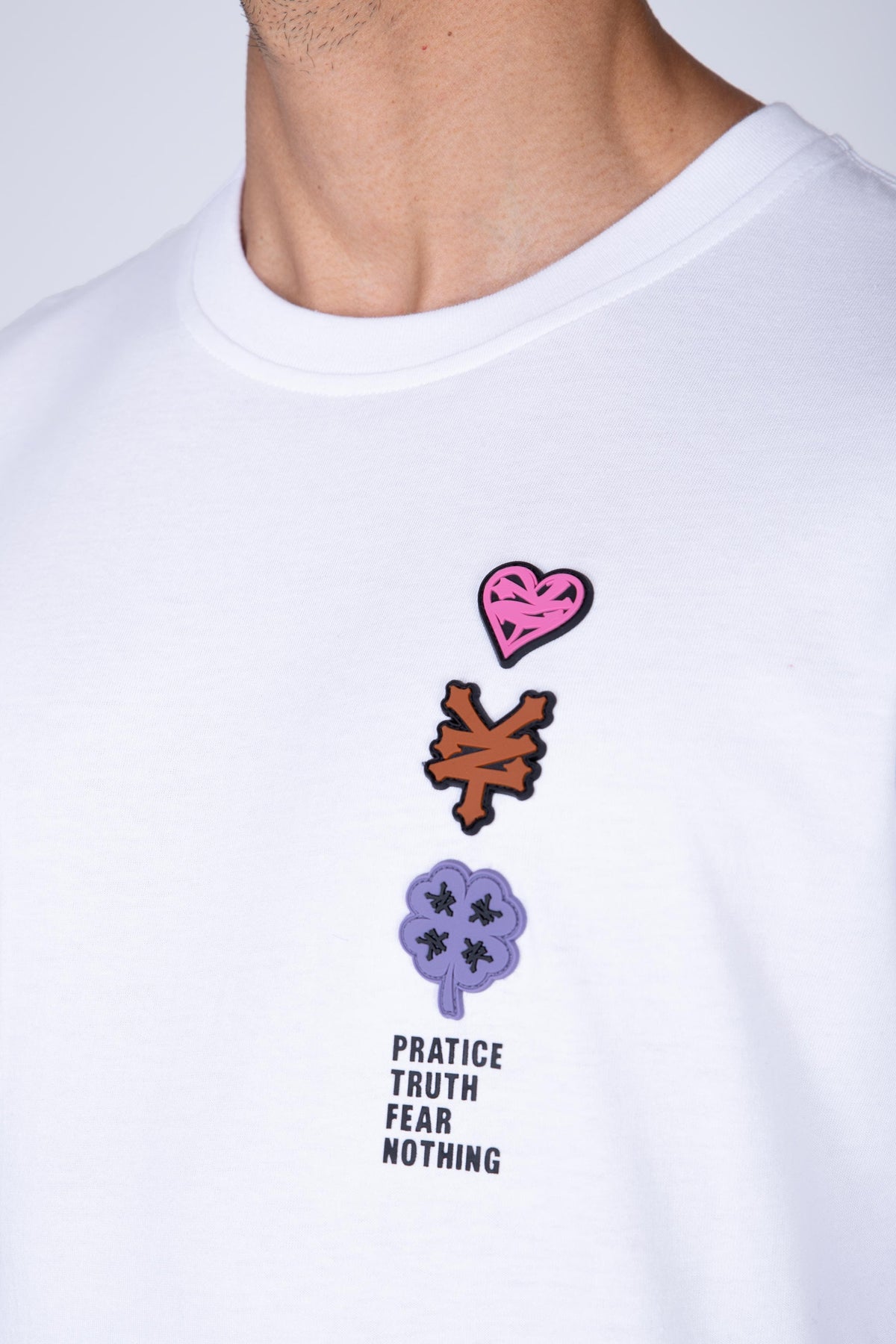 Polera Manga Corta Restrained Blanco Zoo York