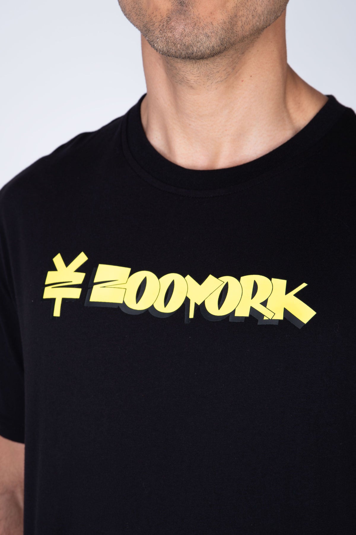 Polera Manga Corta New Currency Negro Zoo York