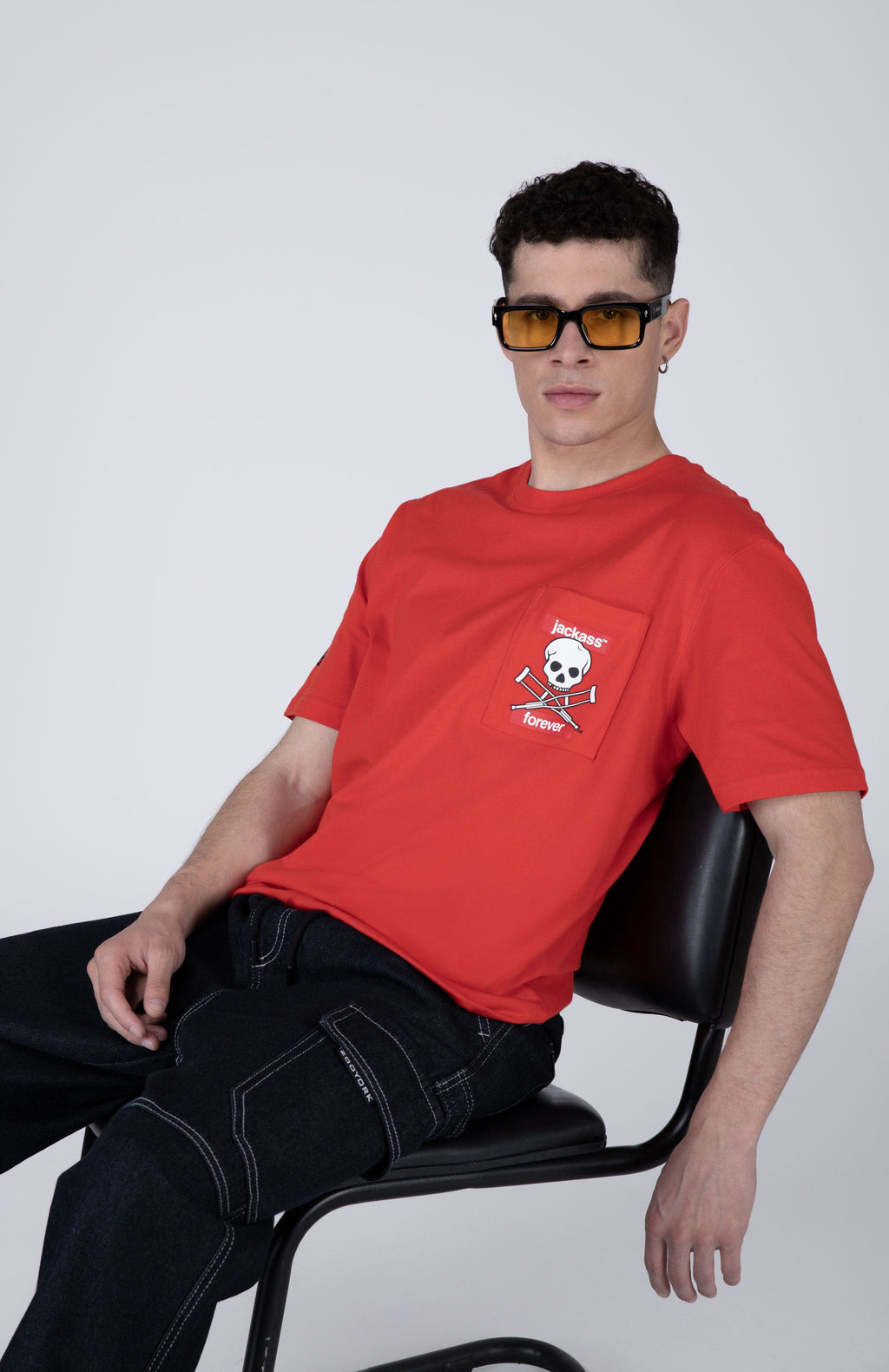 Polera Manga Corta Jackass Riot Rojo Zoo York