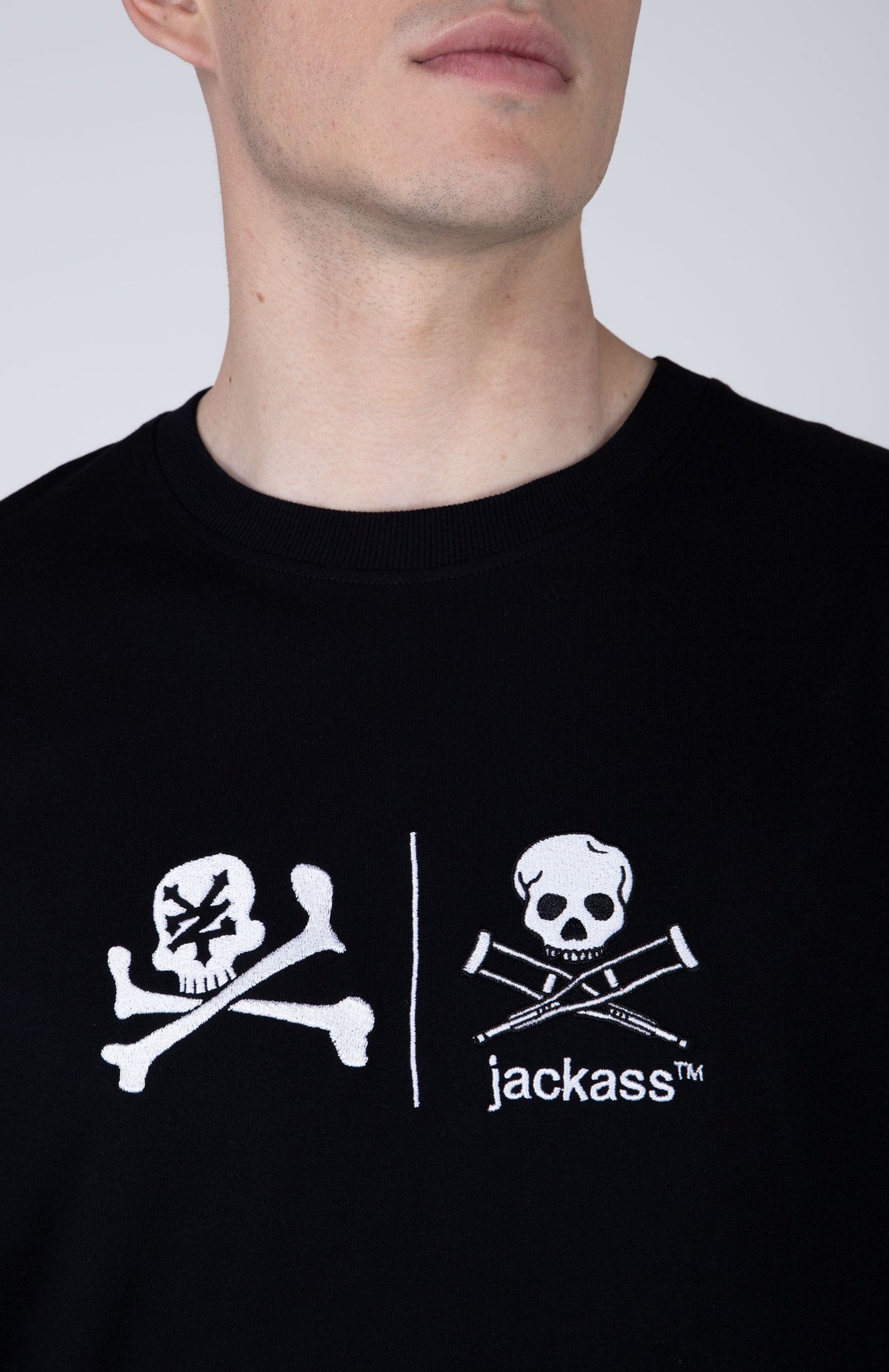 Polera Manga Corta Jackass Chaos Negro Zoo York