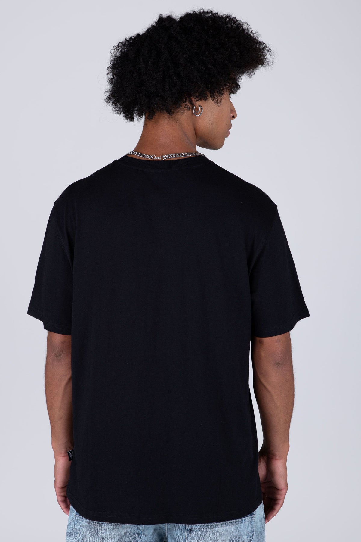 Polera Manga Corta Subart Negro Zoo York