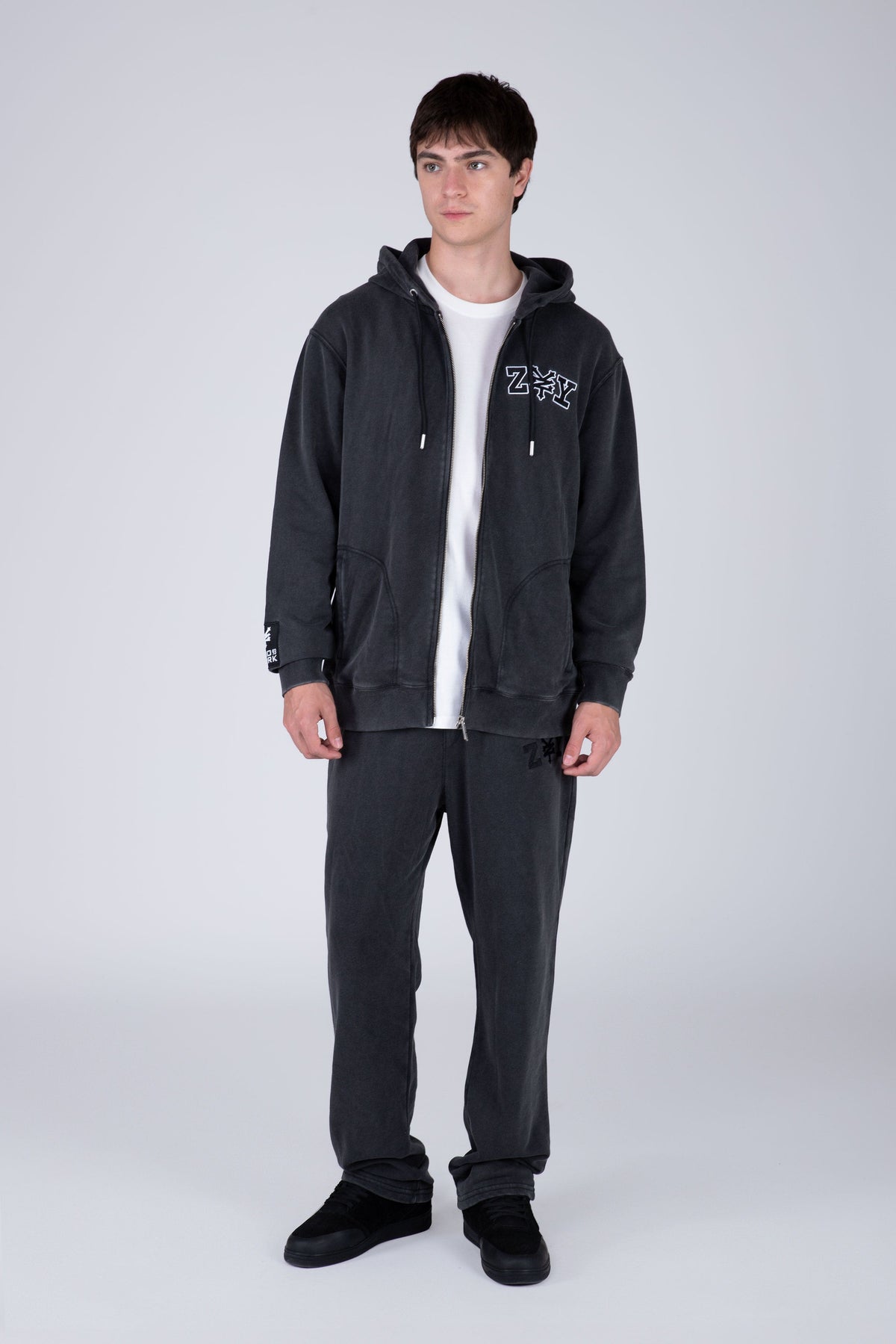 Polerón Zip Beast Gris Zoo York
