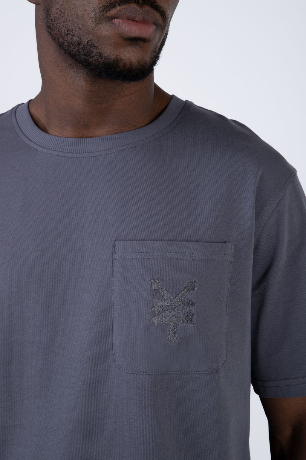Polera Manga Corta Riderbond Gris Zoo York