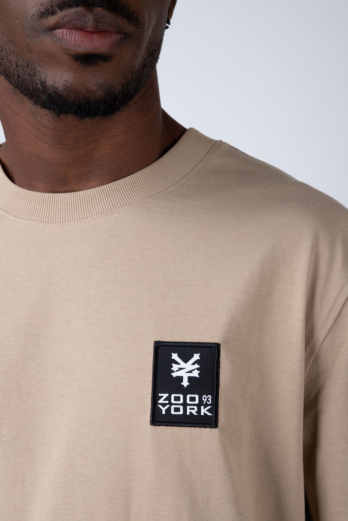 Polera Manga Corta Minimal Café