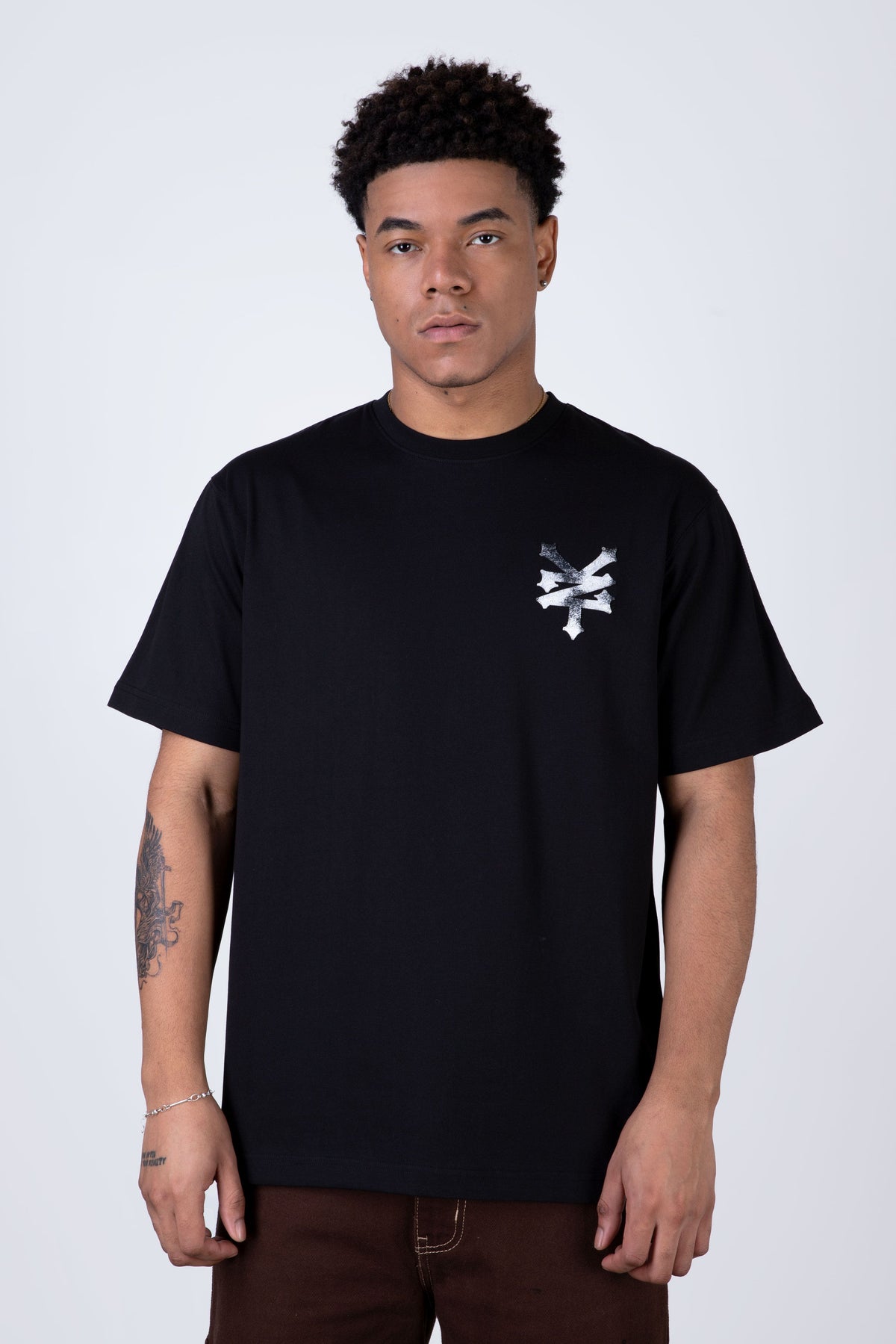 Polera Manga Corta Keepgoing Negro Zoo York