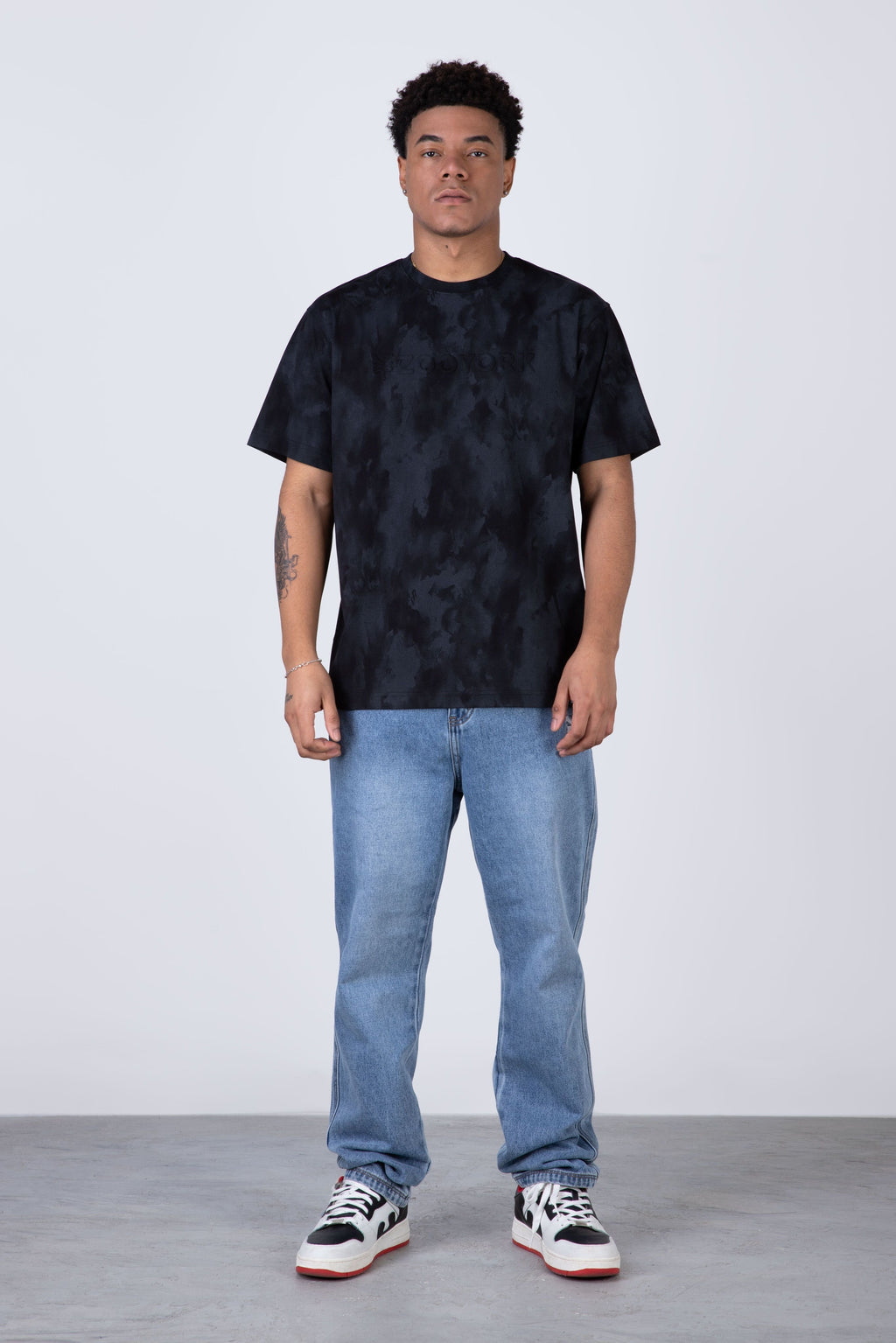 Polera Manga Corta Balance Negro Zoo York