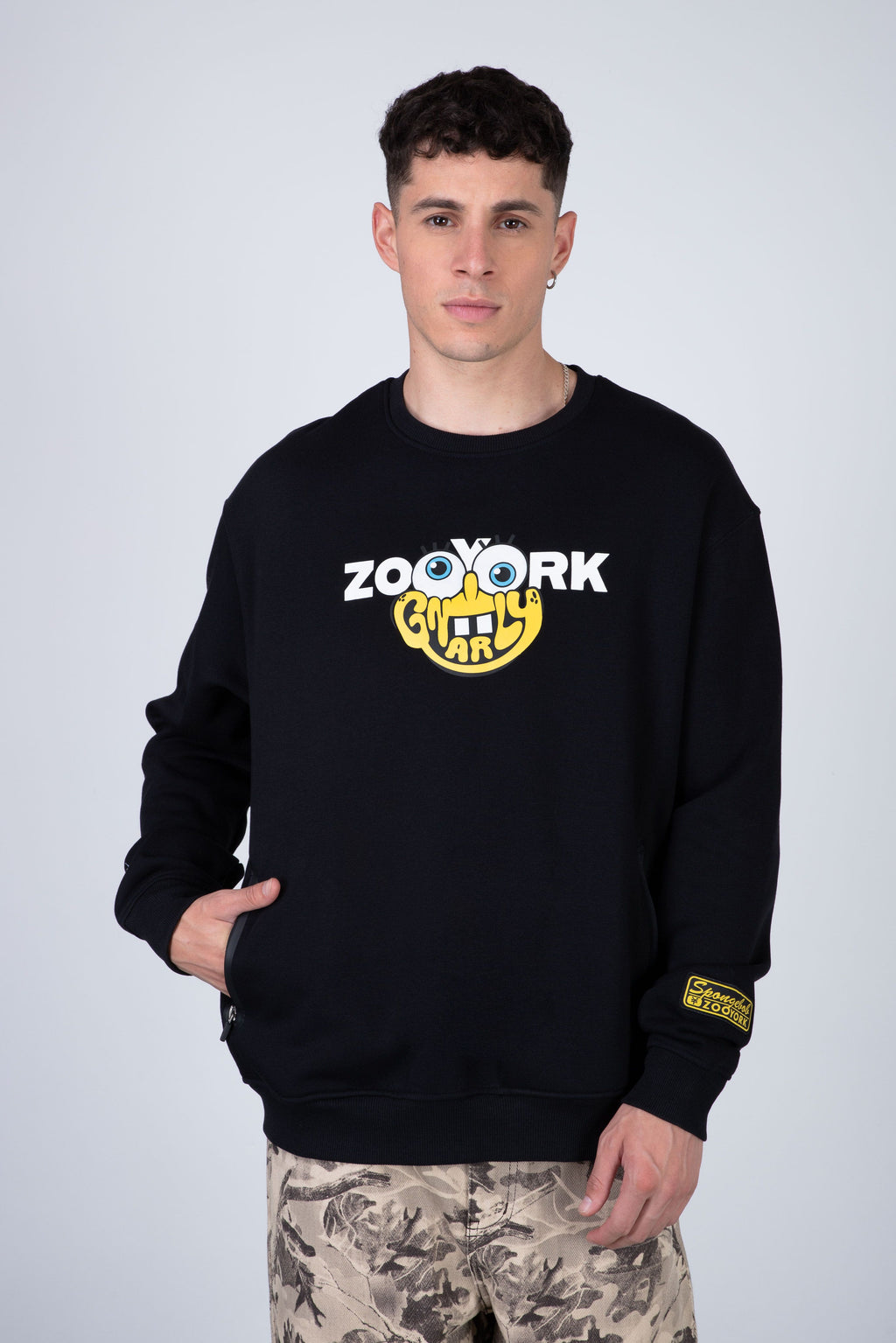 Poleron Crew Neck Bob Esponja Gnarly Negro Zoo York