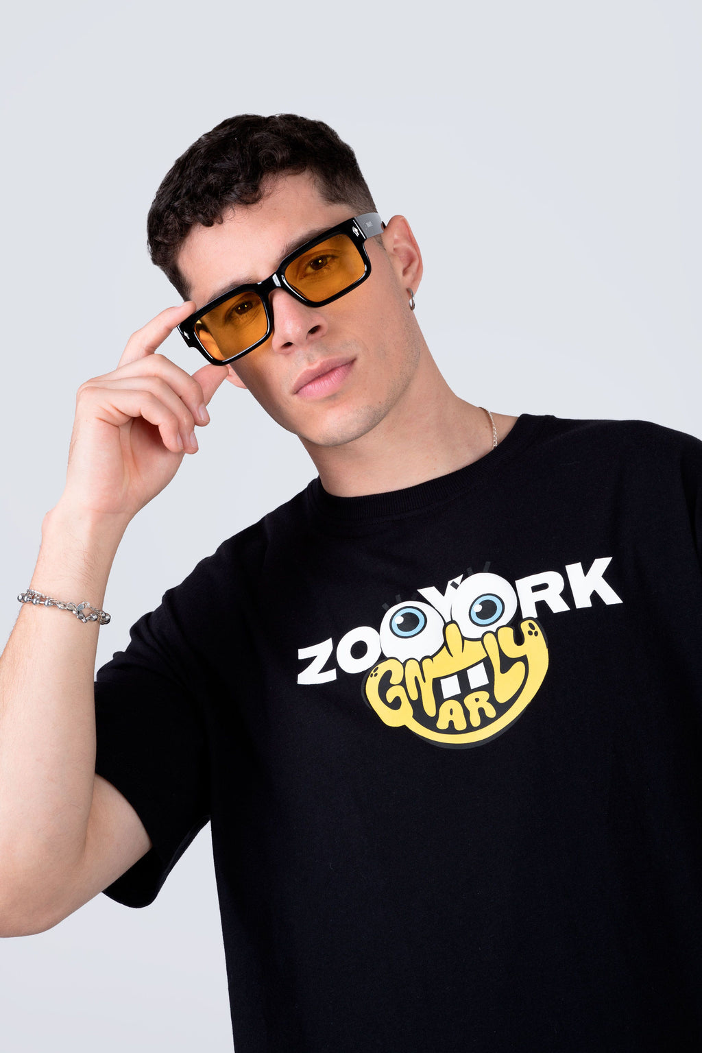 Polera Manga Corta Bob Esponja Gnarly Negro Zoo York