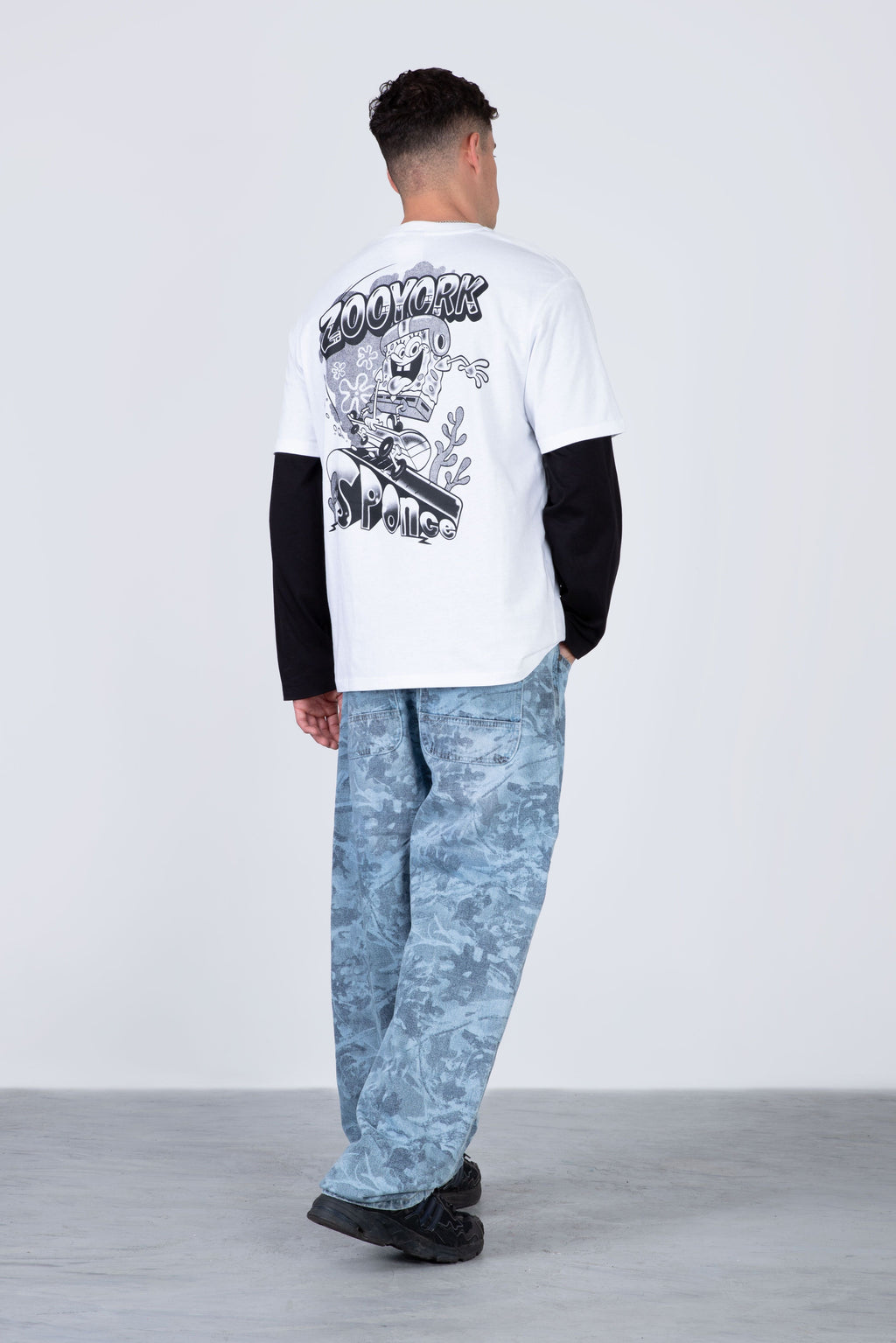 Polera Manga Corta Bob Esponja Spongeflip Blanco Zoo York