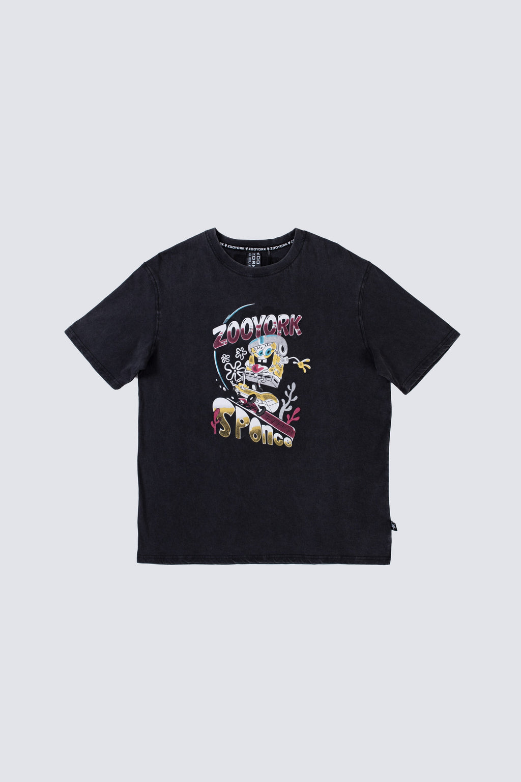 Polera Manga Corta Bob Esponja Happywheels Gris Oscuro Zoo York