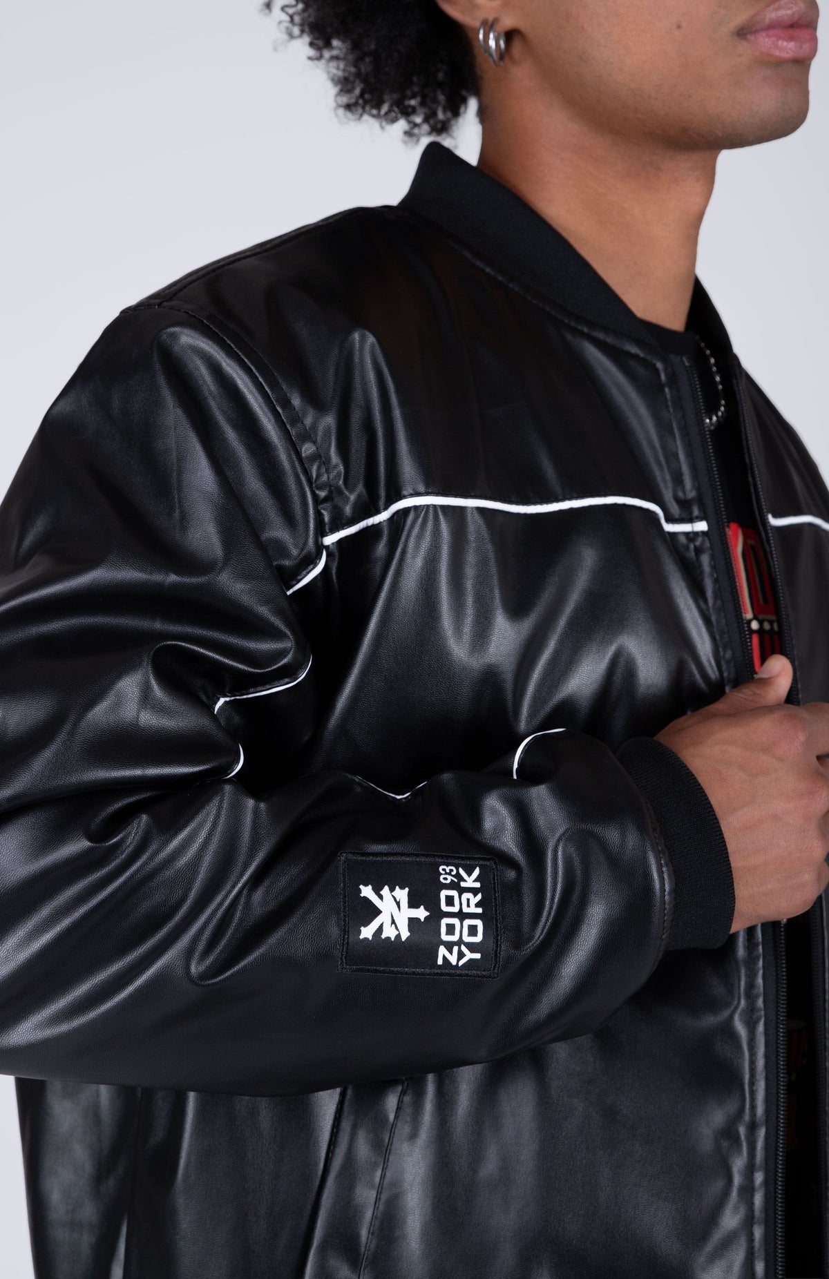 Chaqueta Bomber Strong Negro Zoo York