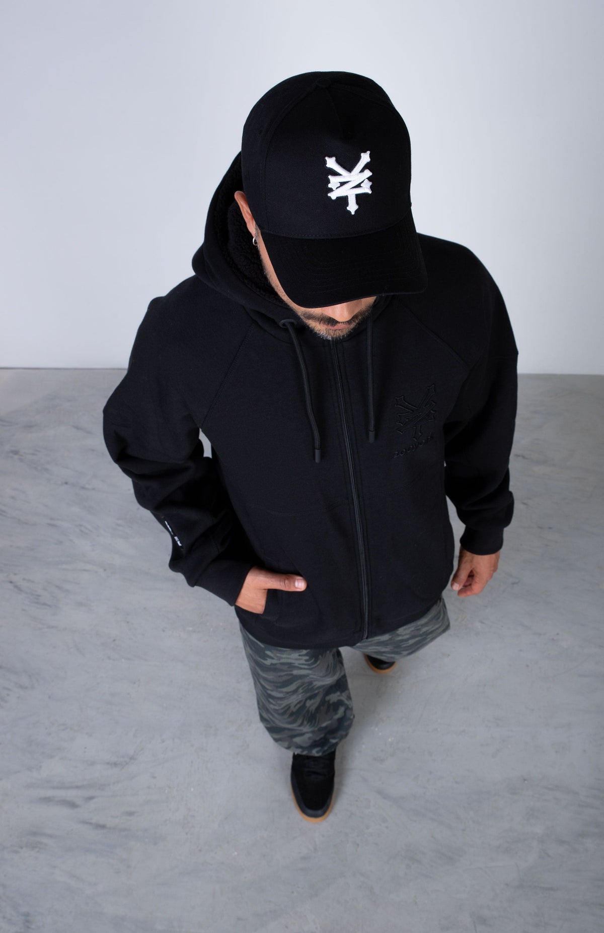 Poleron Chiporro Zip Always2 Negro Zoo York