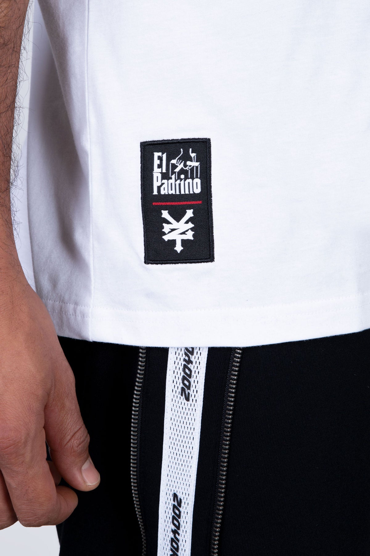 Polera Manga Corta El Padrino Blood Blanco Zoo York