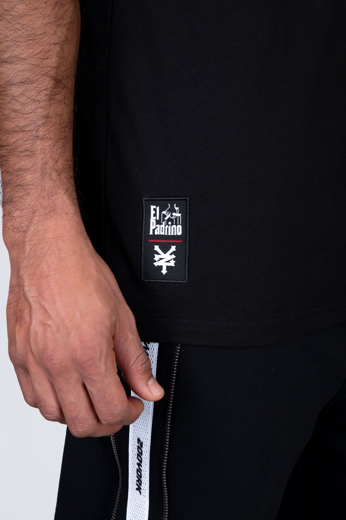 Polera Manga Corta El Padrino Thedon Negro Zoo York