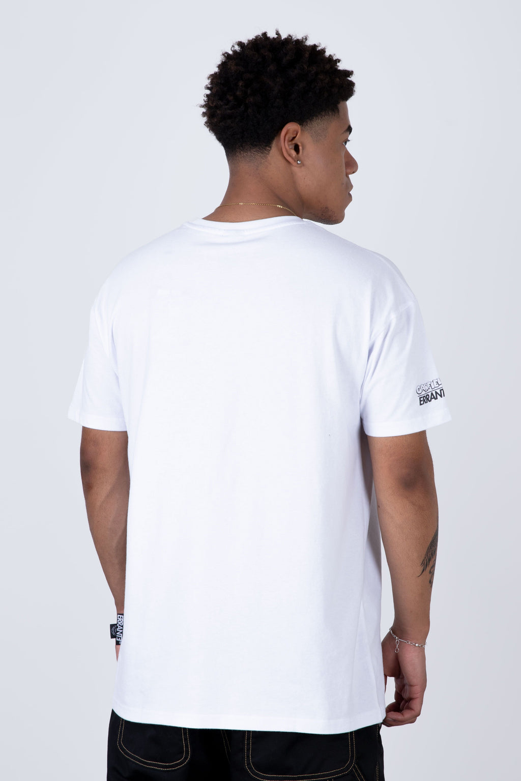 Polera Manga Corta Garfield Rainbow Blanco ERRANTE