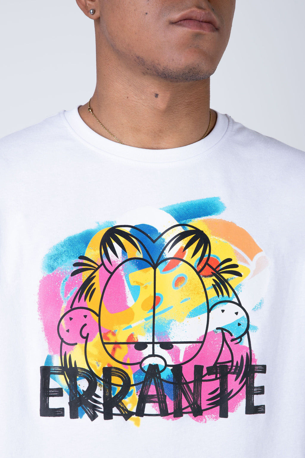 Polera Manga Corta Garfield Rainbow Blanco ERRANTE