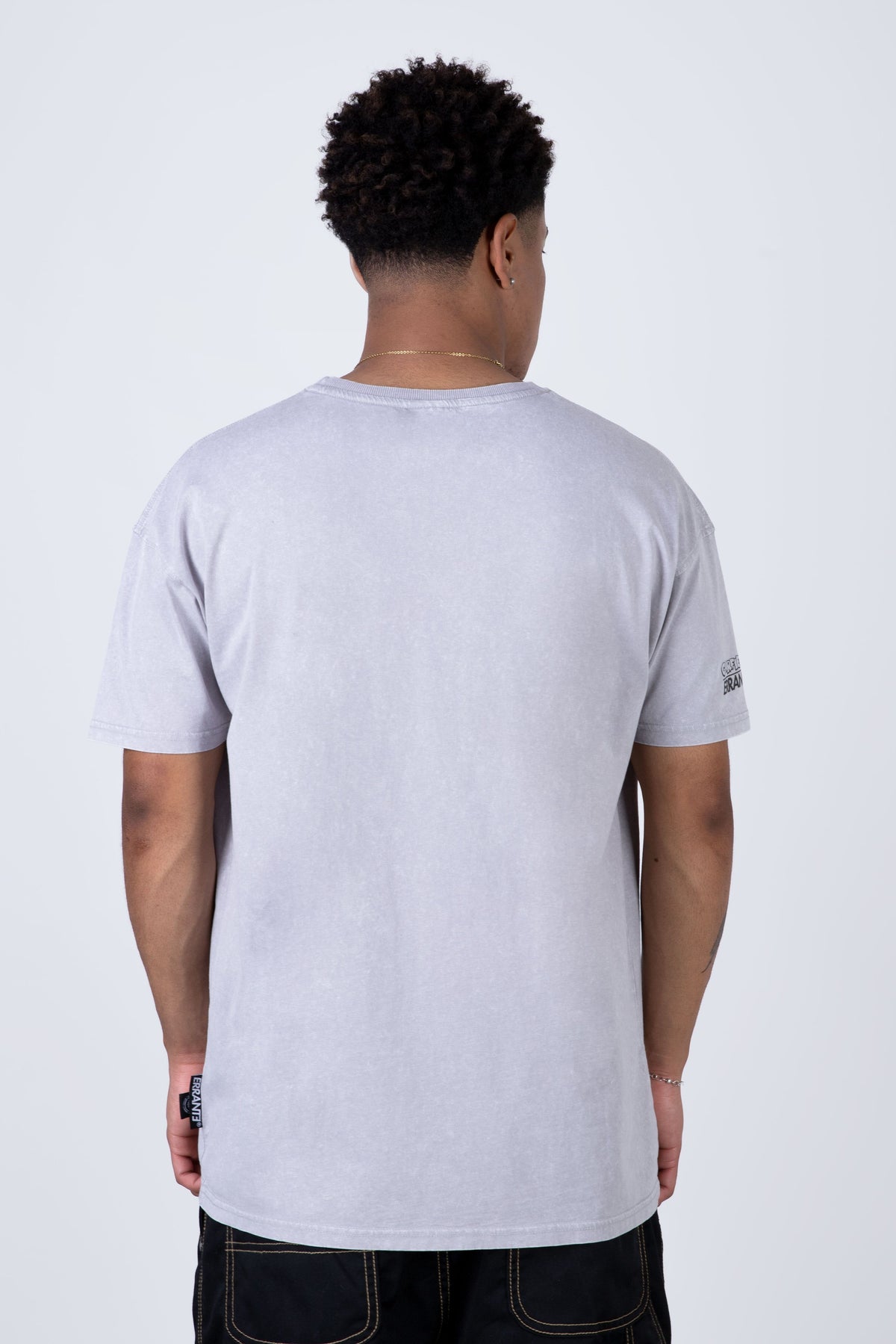 Polera Manga Corta Garfield Cutlery Gris ERRANTE