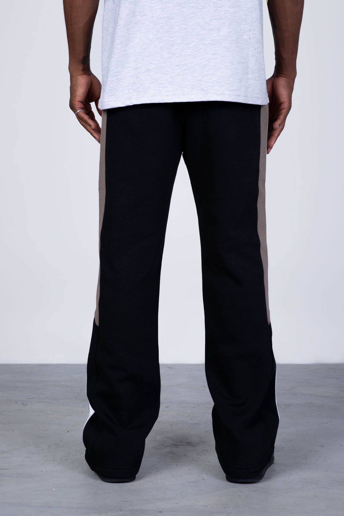 Jogger Regular Resubway Negro Zoo York