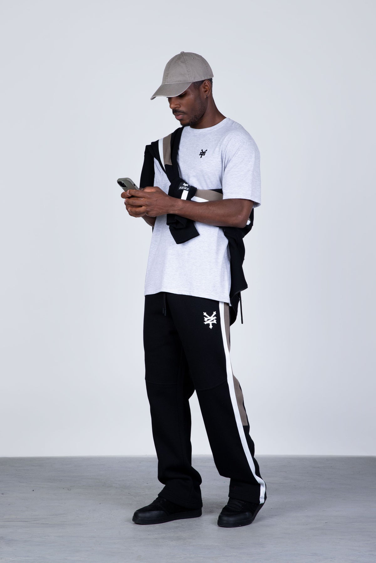 Jogger Regular Resubway Negro Zoo York