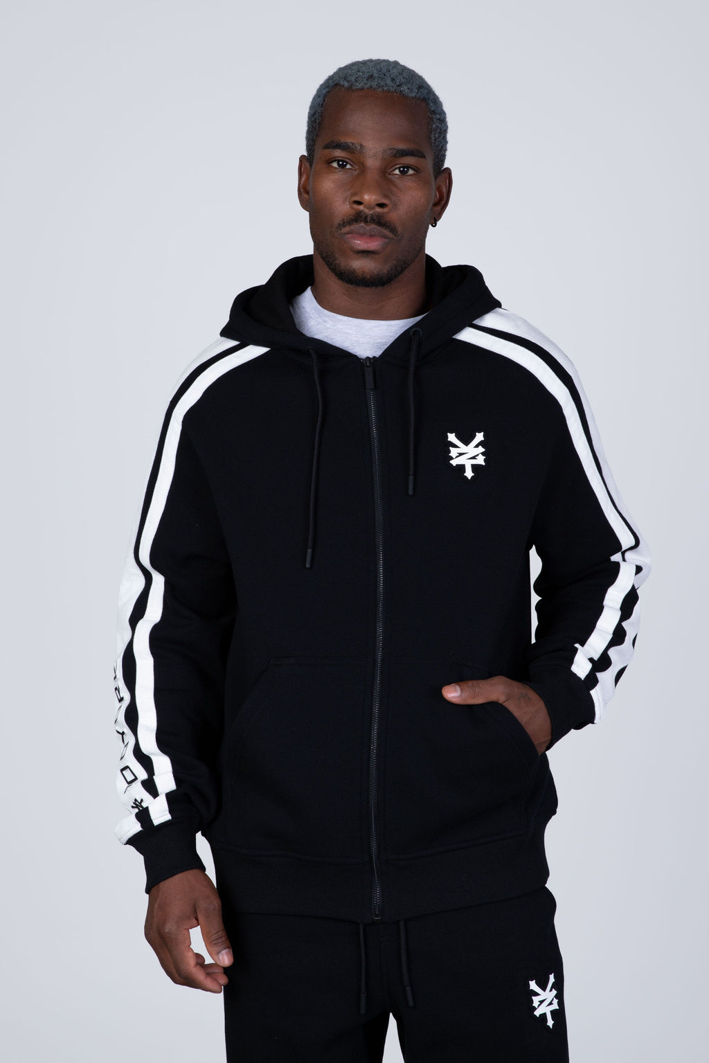 Poleron Zip Limitless Negro Zoo York