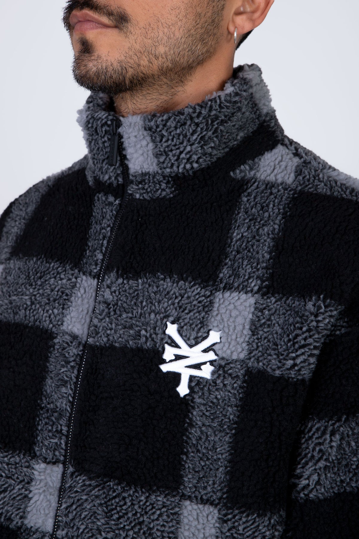 Chaqueta Polar Bomber Sherpa Negro Zoo York