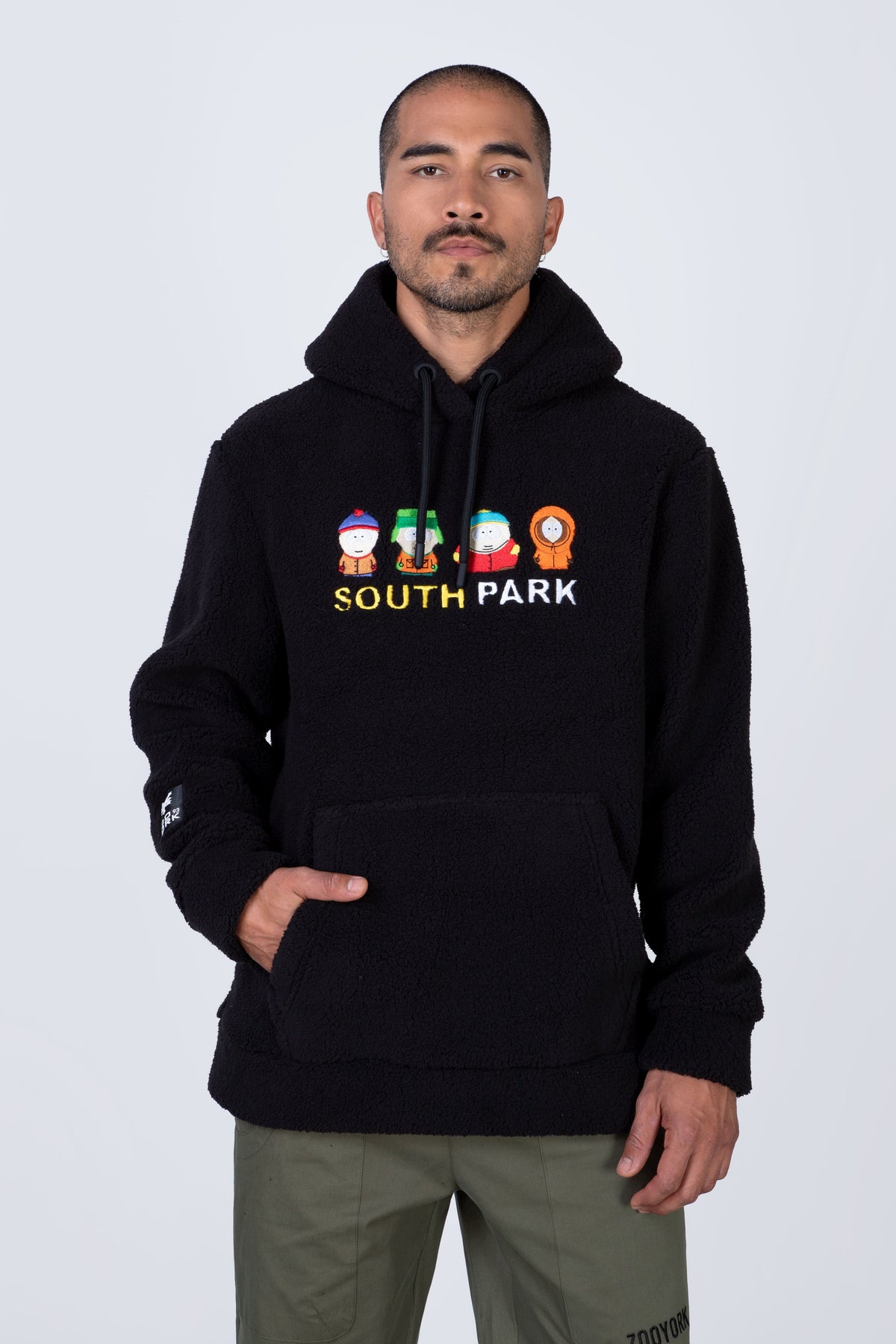 Poleron Polar Hood Bob Esponja Softyfriends Negro Zoo York