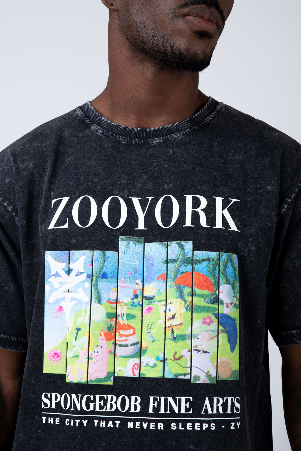 Polera Manga Corta Bob Esponja Masterpiece Gris
